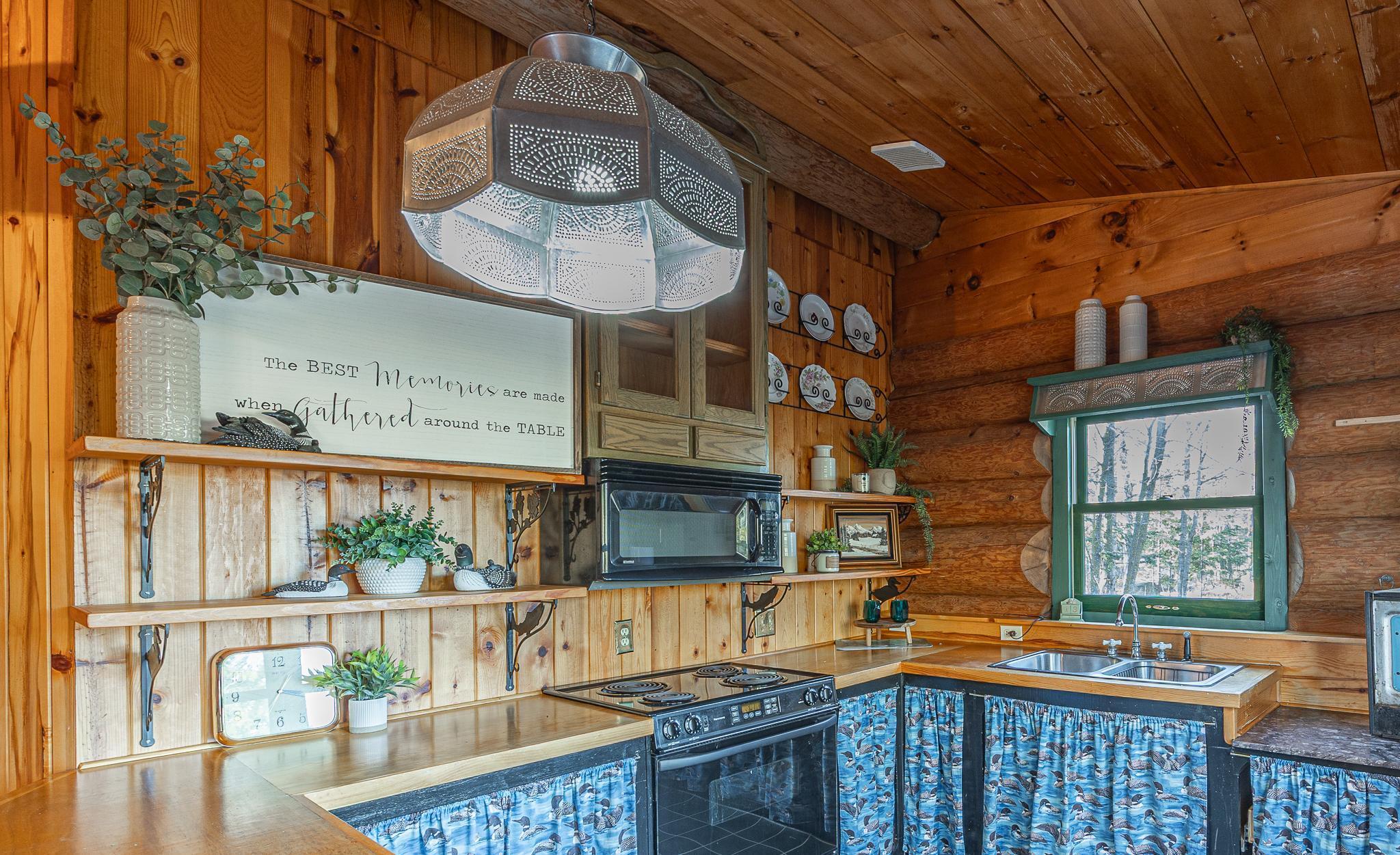 1992 single family home for sale at 4701 Shangri La Drive NE in Longville, MN — 1 bed, 2 bath (photo 26 of 52)