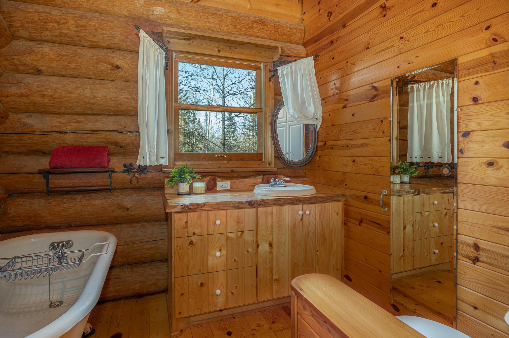 1992 single family home for sale at 4701 Shangri La Drive NE in Longville, MN — 1 bed, 2 bath (photo 34 of 52)