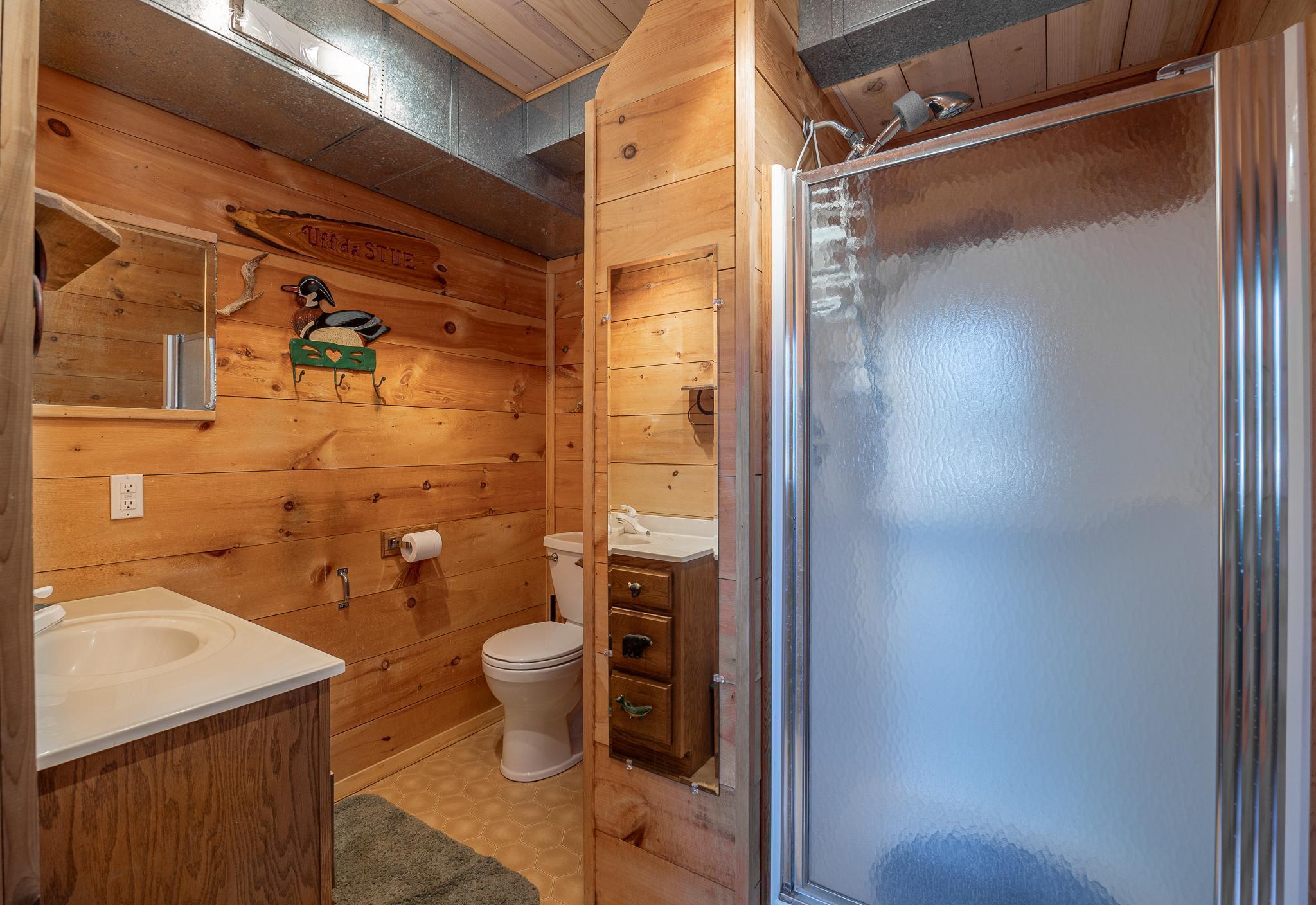 1992 single family home for sale at 4701 Shangri La Drive NE in Longville, MN — 1 bed, 2 bath (photo 41 of 52)
