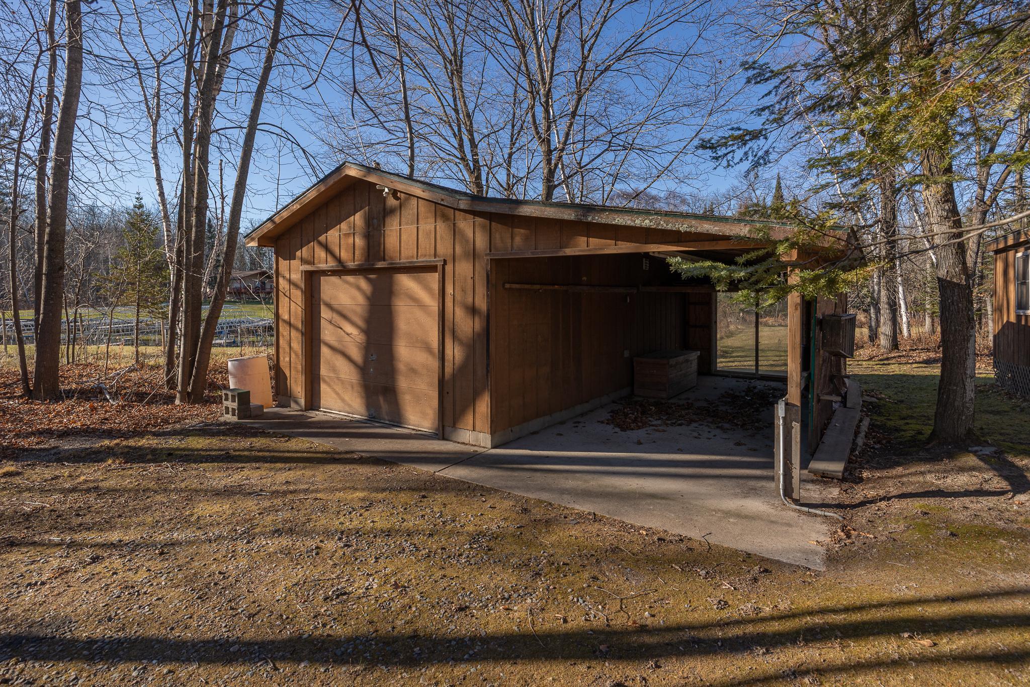 1992 single family home for sale at 4701 Shangri La Drive NE in Longville, MN — 1 bed, 2 bath (photo 45 of 52)
