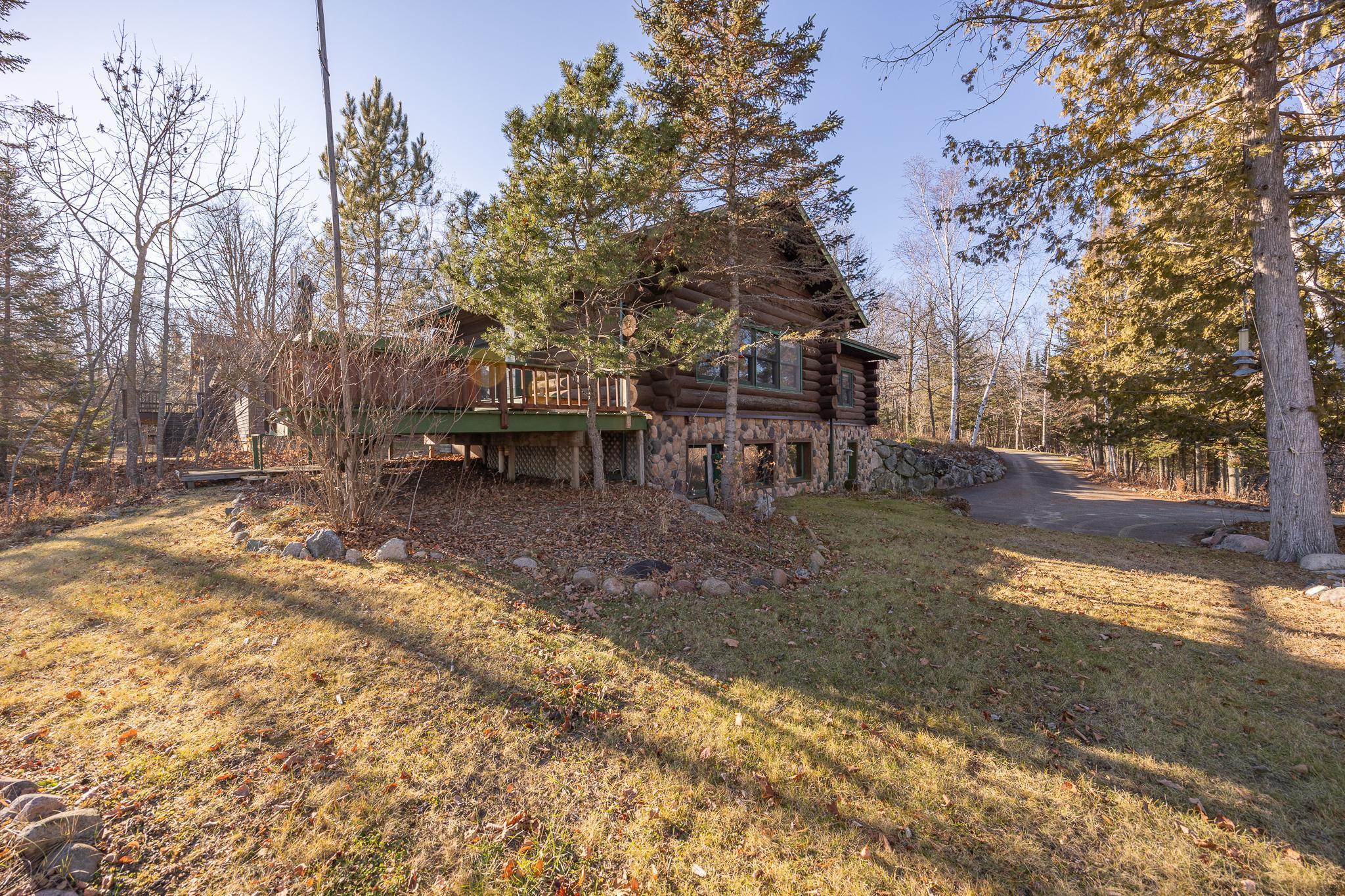 1992 single family home for sale at 4701 Shangri La Drive NE in Longville, MN — 1 bed, 2 bath (photo 6 of 52)