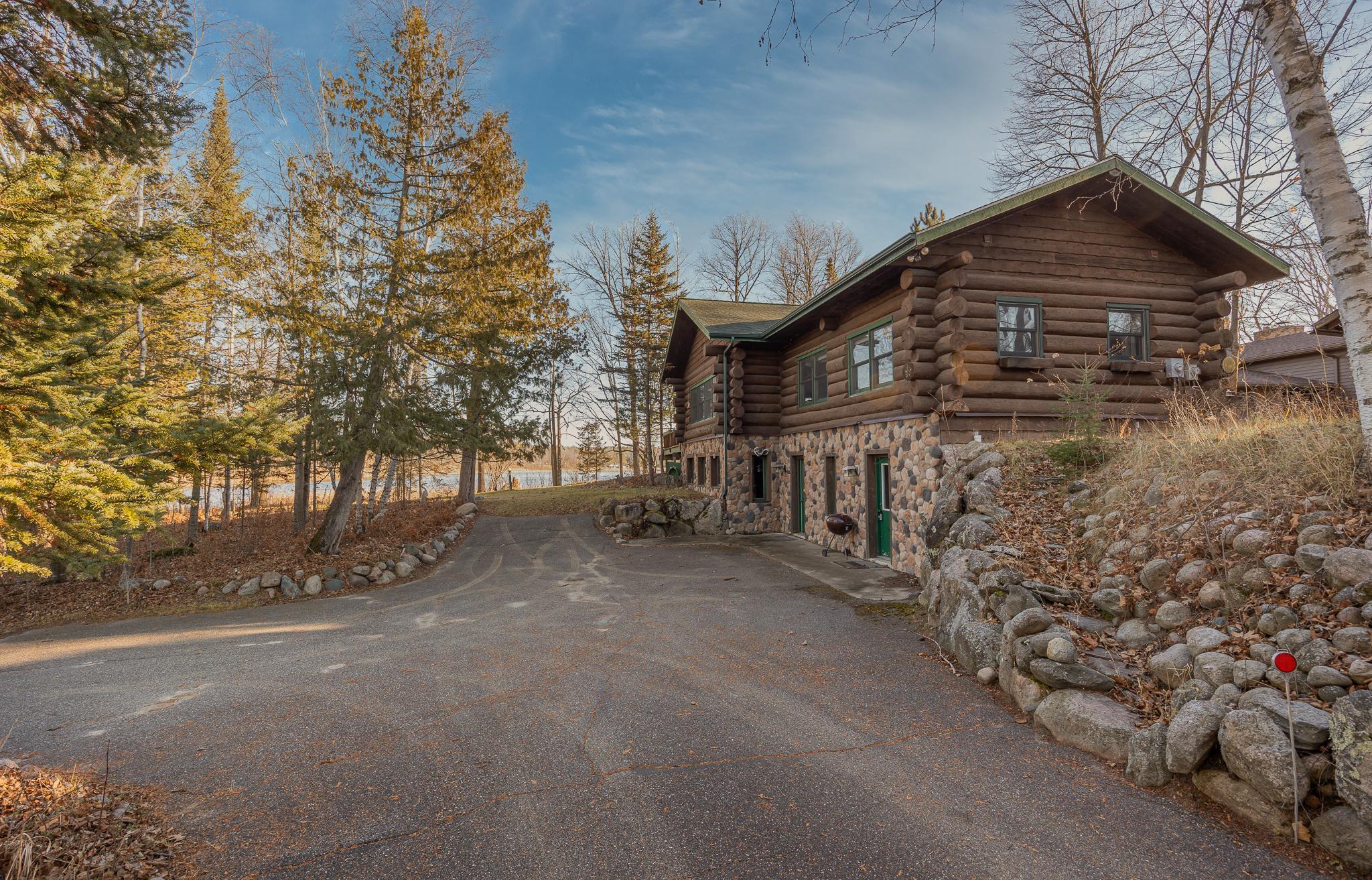 1992 single family home for sale at 4701 Shangri La Drive NE in Longville, MN — 1 bed, 2 bath (photo 8 of 52)