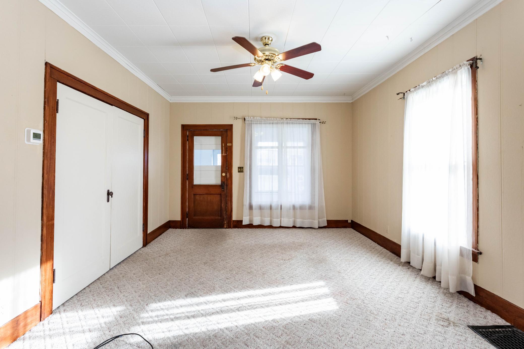608 Ash Street, Lisbon ND 58054 - Photo 12 of 34