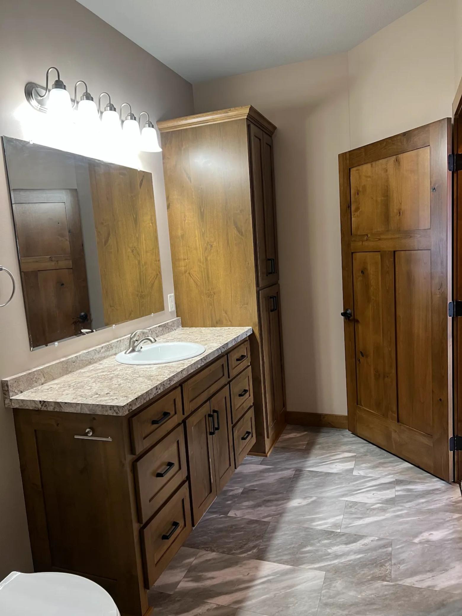2025 townhouse for sale at 16912 Piper Lane in Brainerd, MN — 2 bed, 2 bath (photo 11 of 21)