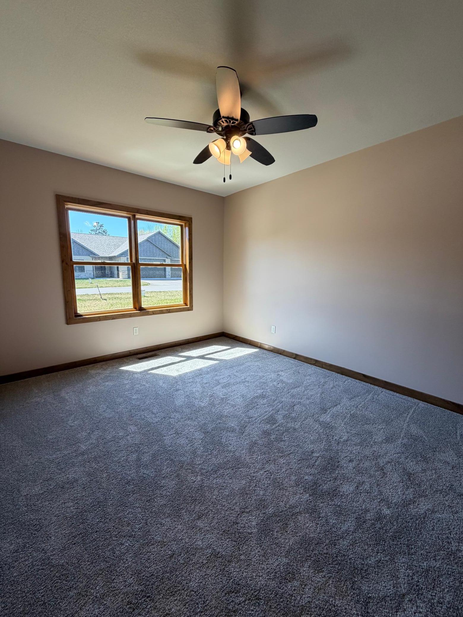 2025 townhouse for sale at 16912 Piper Lane in Brainerd, MN — 2 bed, 2 bath (photo 20 of 37)