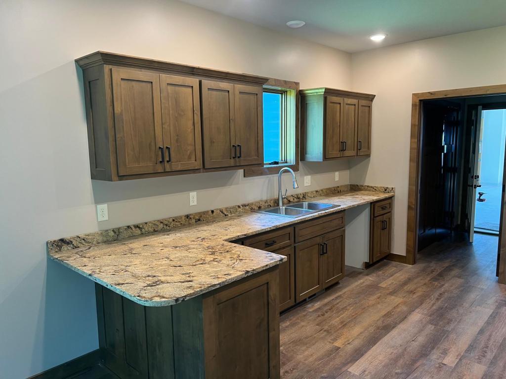 2025 townhouse for sale at 16912 Piper Lane in Brainerd, MN — 2 bed, 2 bath (photo 10 of 37)