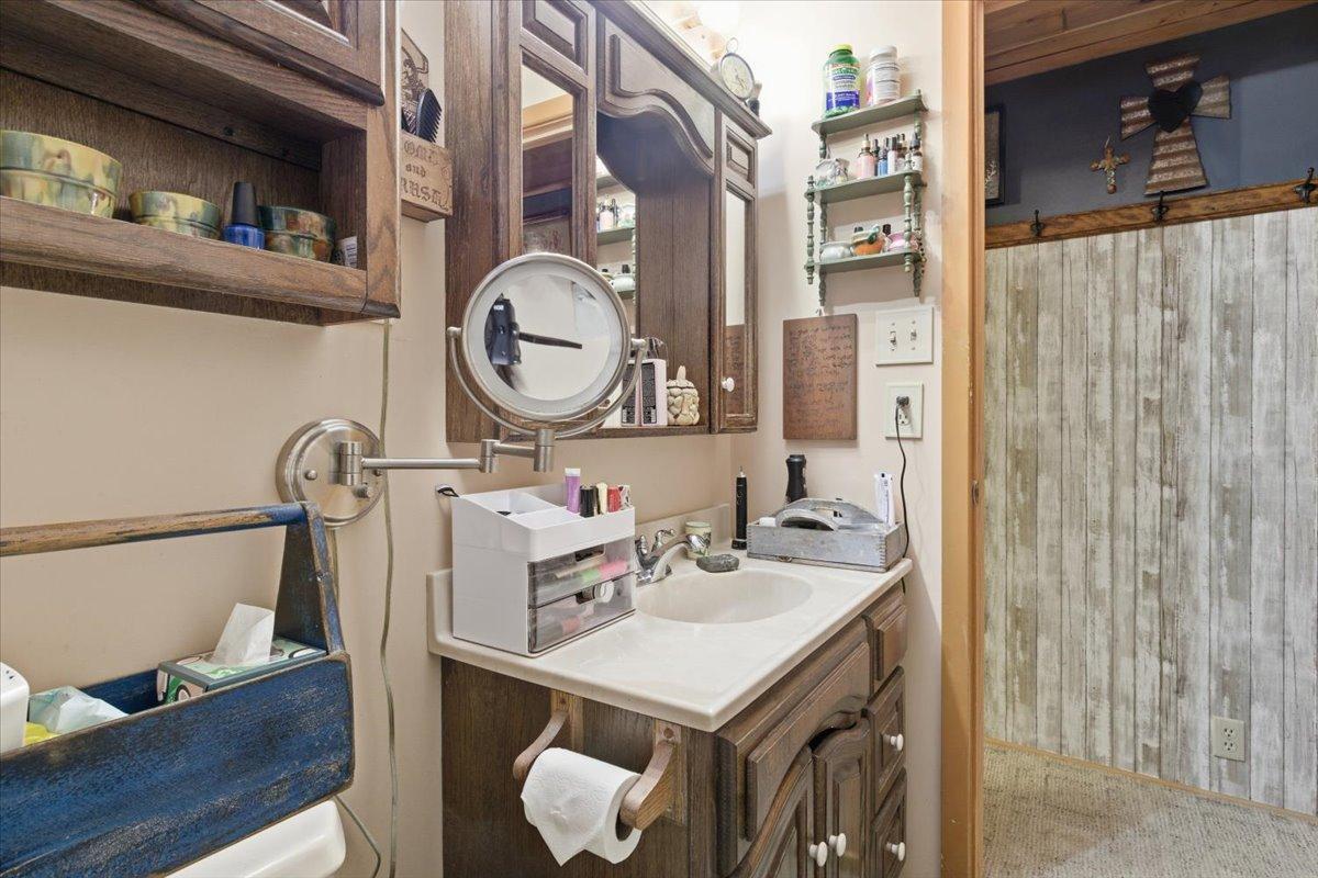 1957 single family home for sale at 2170 County Road 5 NW in Hackensack, MN — 2 bed, 1 bath (photo 43 of 64)