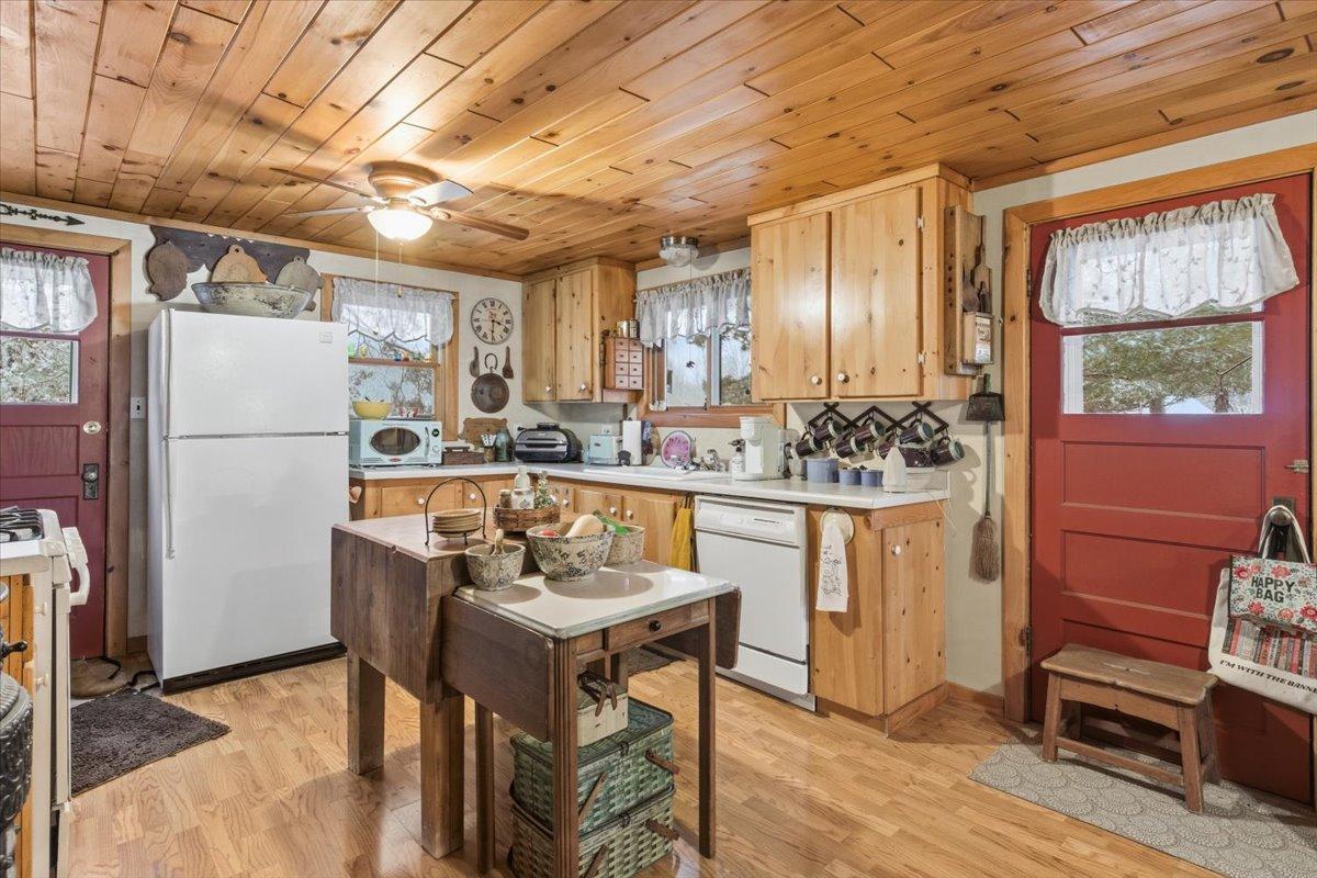 1957 single family home for sale at 2170 County Road 5 NW in Hackensack, MN — 2 bed, 1 bath (photo 44 of 64)