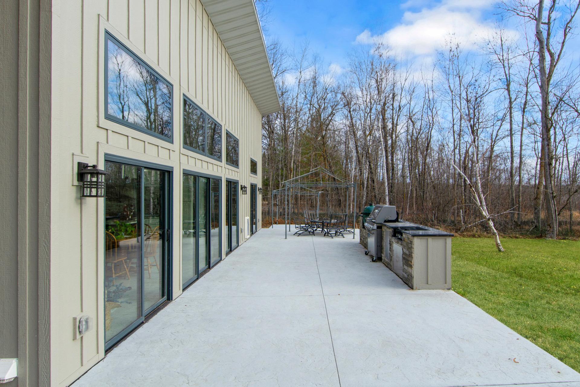2023 single family home for sale at 4681 Mission Road NE in Bemidji, MN — 2 bed, 2 bath (photo 11 of 51)