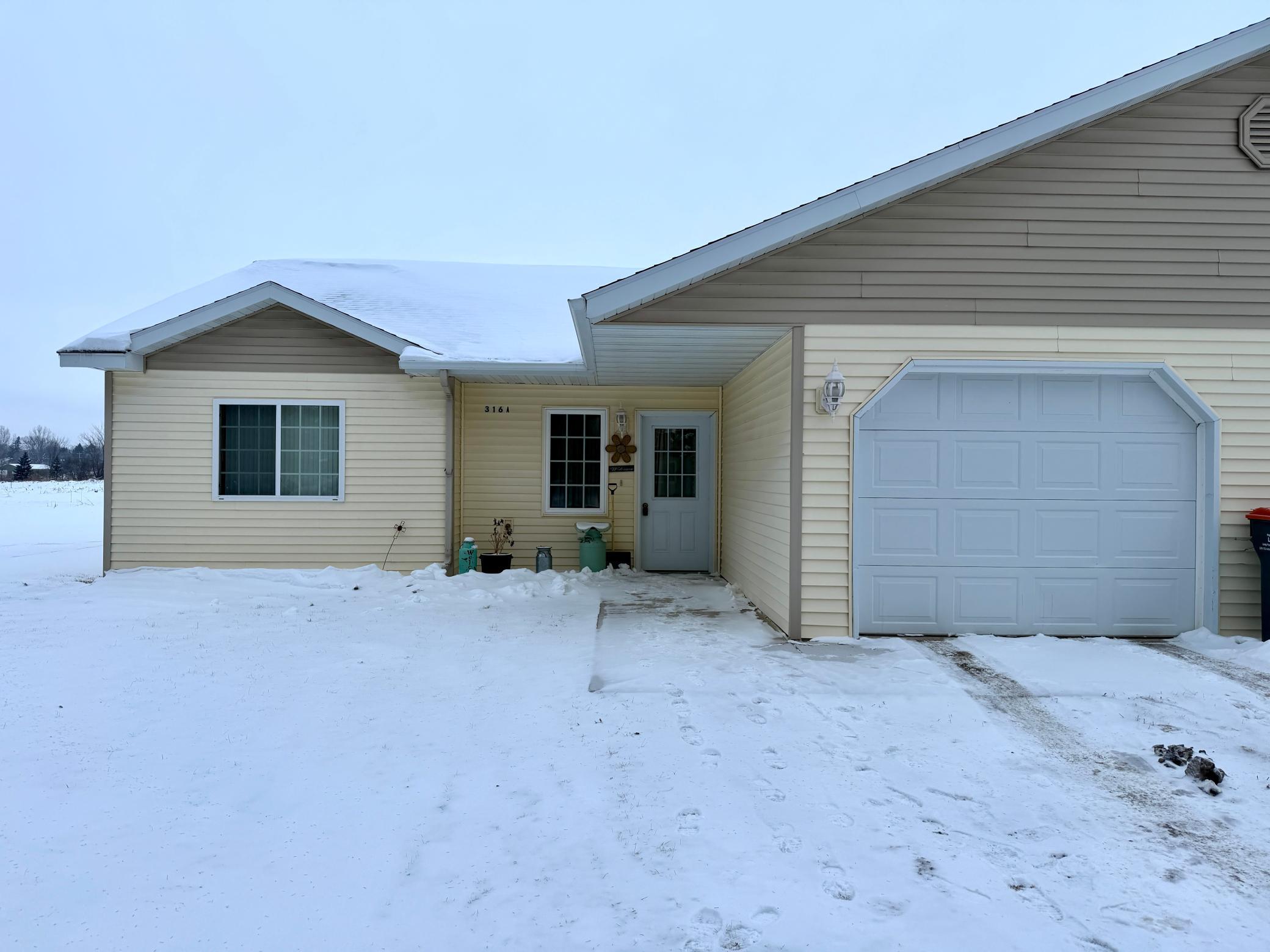 2007 twin home for sale at 316A 2nd Street NE in Bertha, MN — 2 bed, 1 bath (photo 2 of 24)