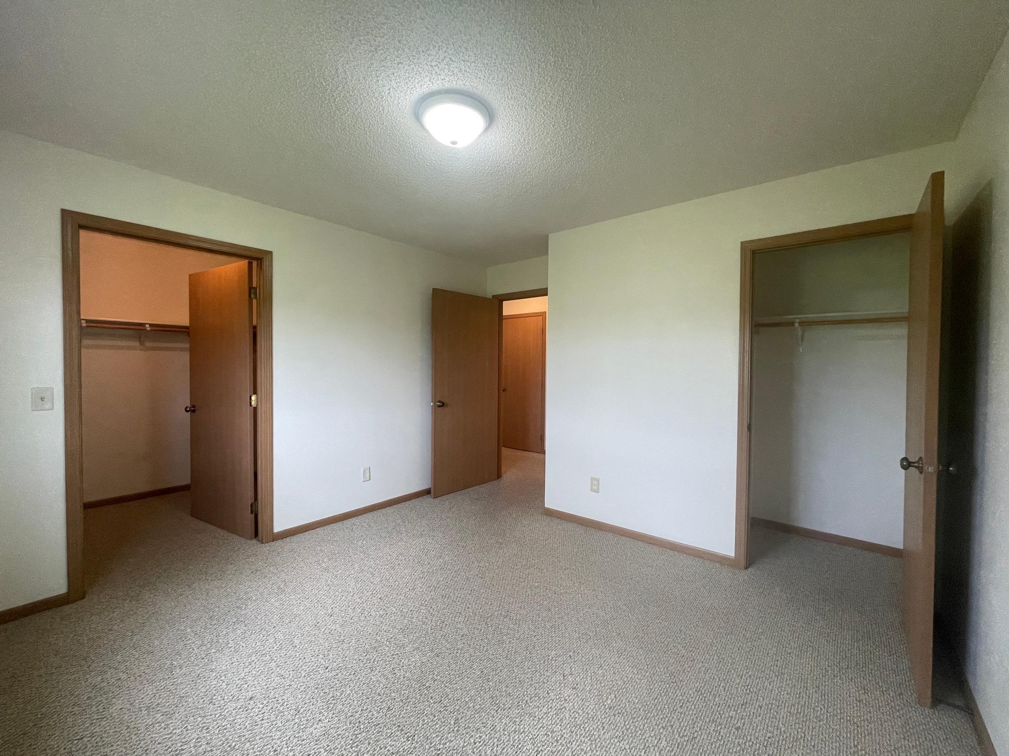 2007 twin home for sale at 316A 2nd Street NE in Bertha, MN — 2 bed, 1 bath (photo 14 of 24)