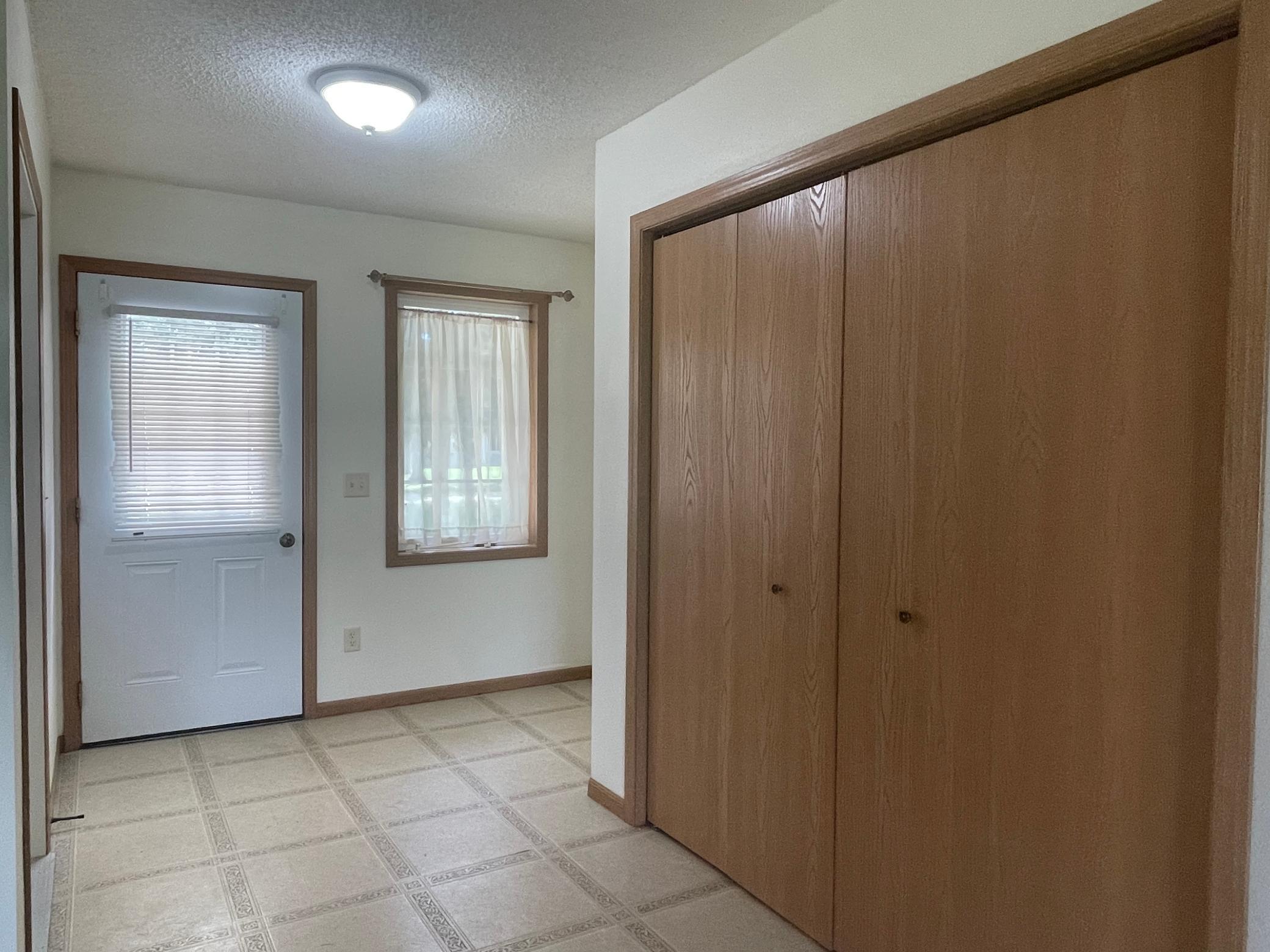 2007 twin home for sale at 316A 2nd Street NE in Bertha, MN — 2 bed, 1 bath (photo 8 of 24)