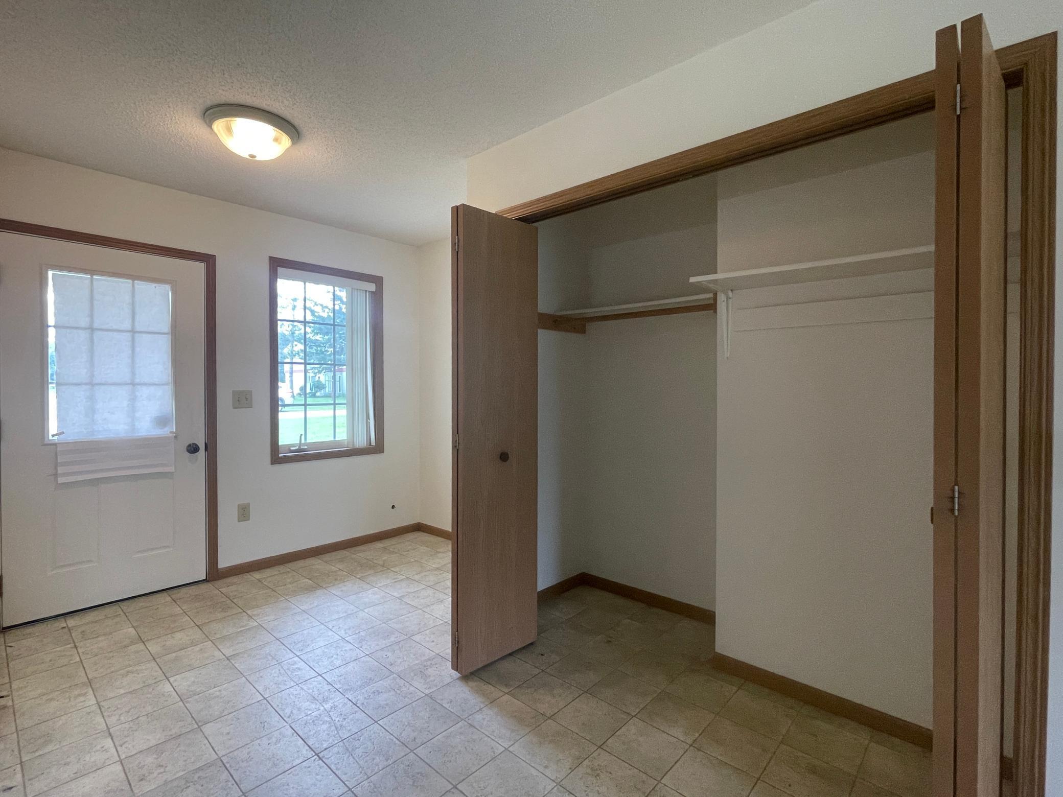 2005 twin home for sale at 320A 2nd Street NE in Bertha, MN — 2 bed, 1 bath (photo 7 of 20)