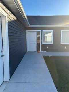 2023 townhouse for sale at 1037 Village Lane in Detroit Lakes, MN — 2 bed, 2 bath (photo 2 of 12)