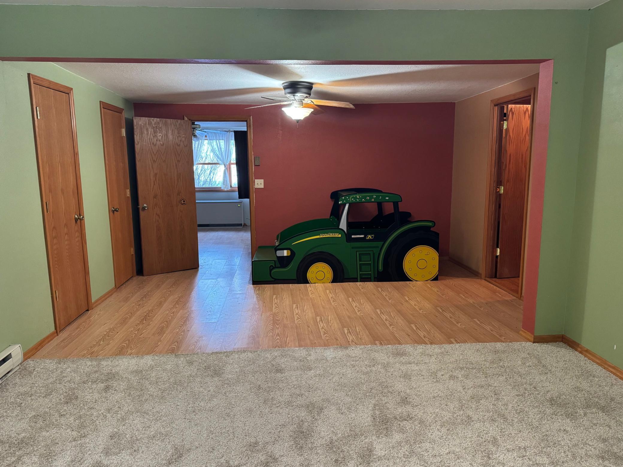 1910 single family home for sale at 44028 220th Street in Roseau, MN — 3 bed, 1 bath (photo 6 of 14)