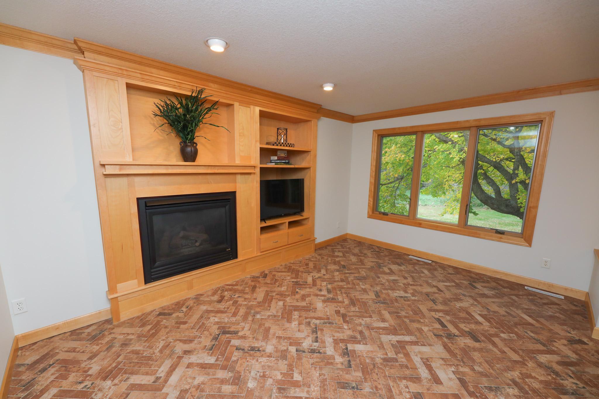 2003 single family home for sale at 2361 Highland Trail SW in Alexandria, MN — 4 bed, 3 bath (photo 11 of 51)