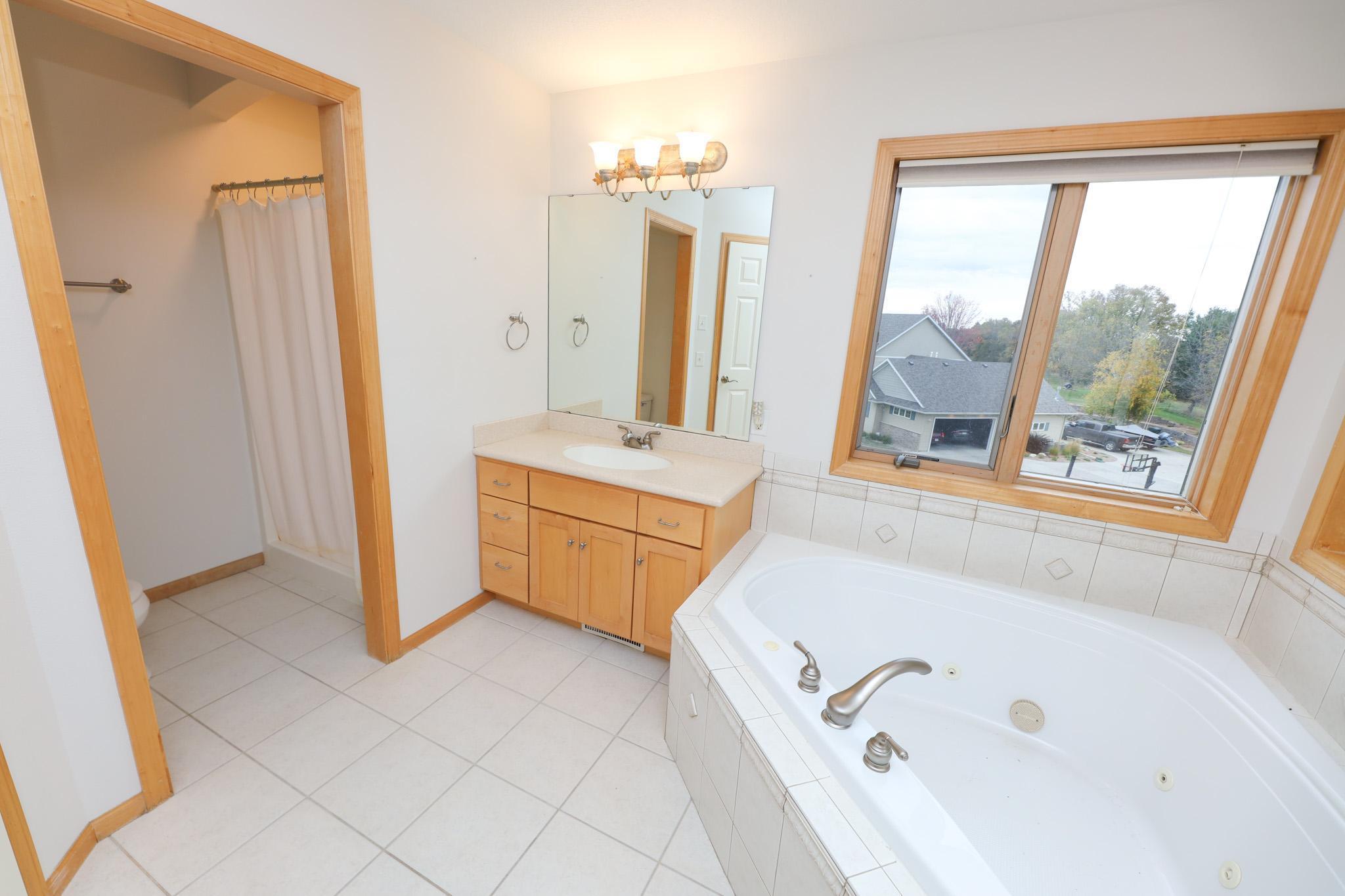 2003 single family home for sale at 2361 Highland Trail SW in Alexandria, MN — 4 bed, 3 bath (photo 29 of 51)