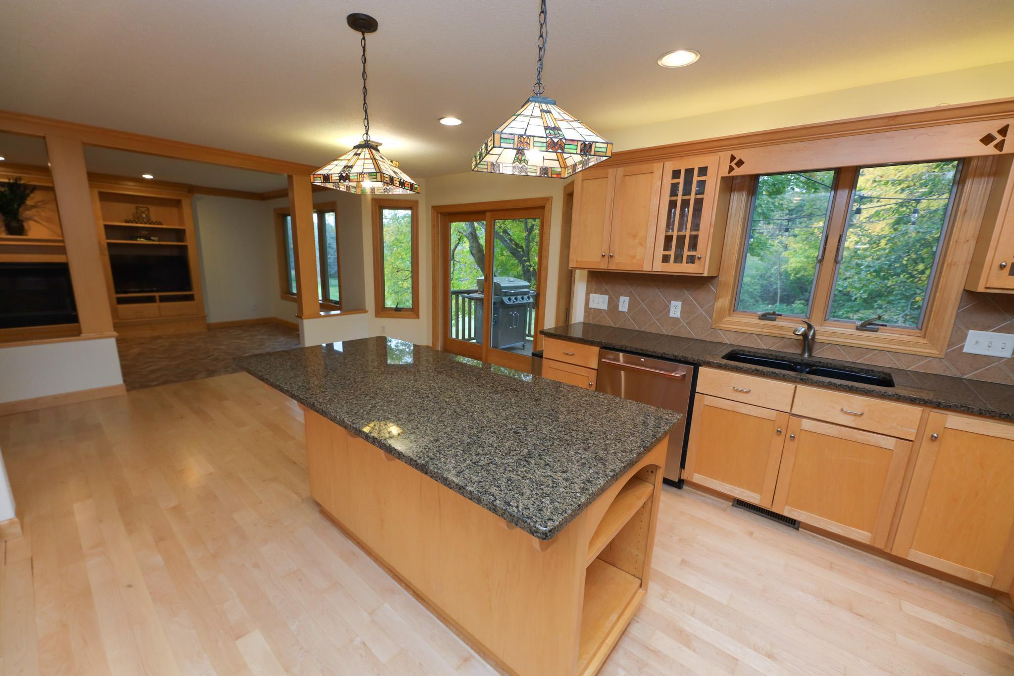 2003 single family home for sale at 2361 Highland Trail SW in Alexandria, MN — 4 bed, 3 bath (photo 6 of 51)
