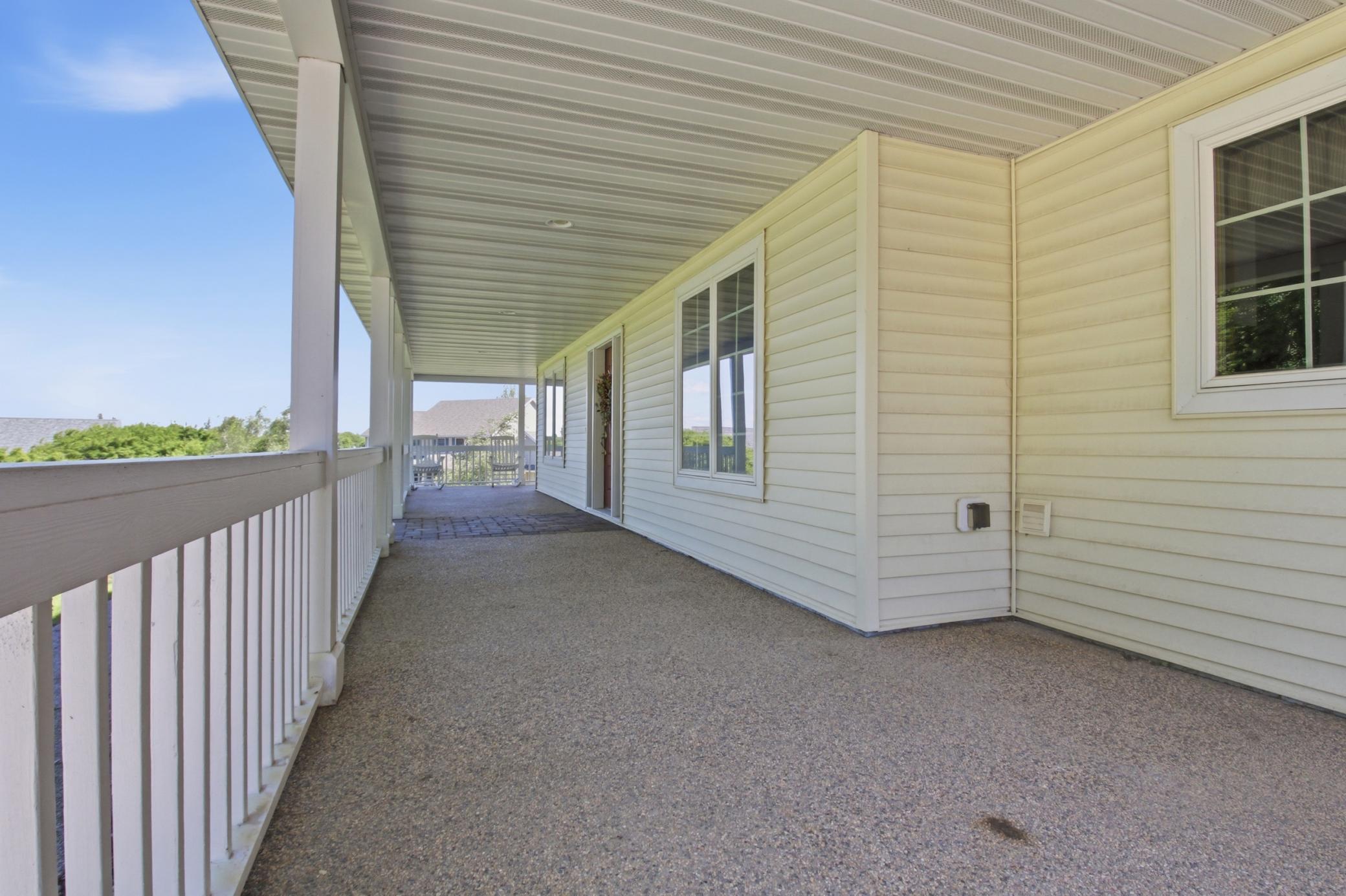 2003 single family home for sale at 2361 Highland Trail SW in Alexandria, MN — 4 bed, 3 bath (photo 6 of 51)