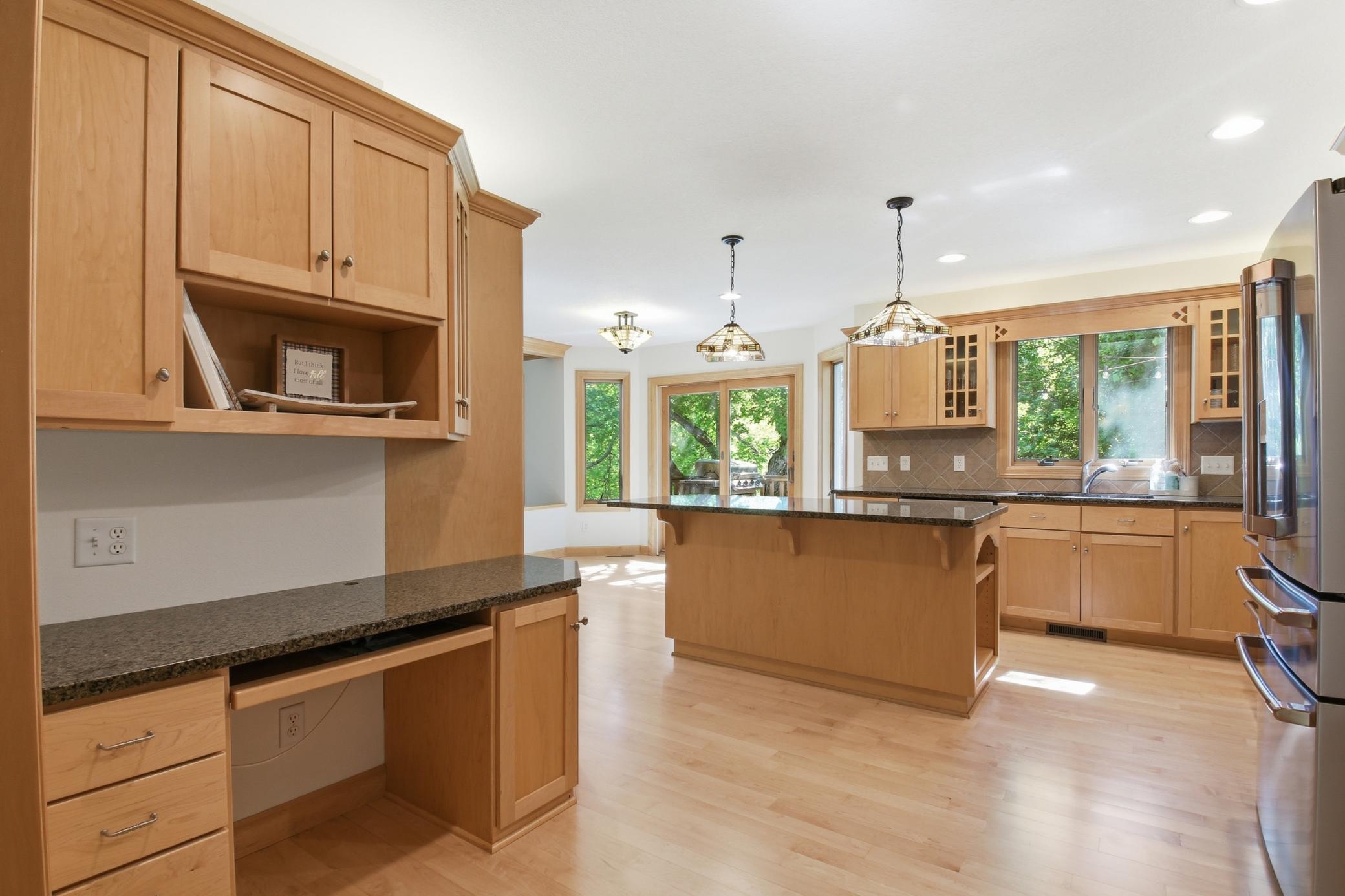 2003 single family home for sale at 2361 Highland Trail SW in Alexandria, MN — 4 bed, 3 bath (photo 10 of 51)