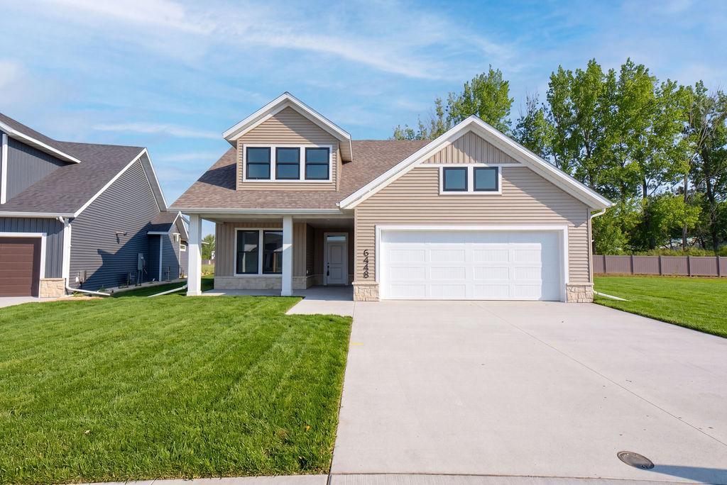 2025 single family home for sale at 6448 Sun Valley Boulevard in Horace, ND — 3 bed, 3 bath