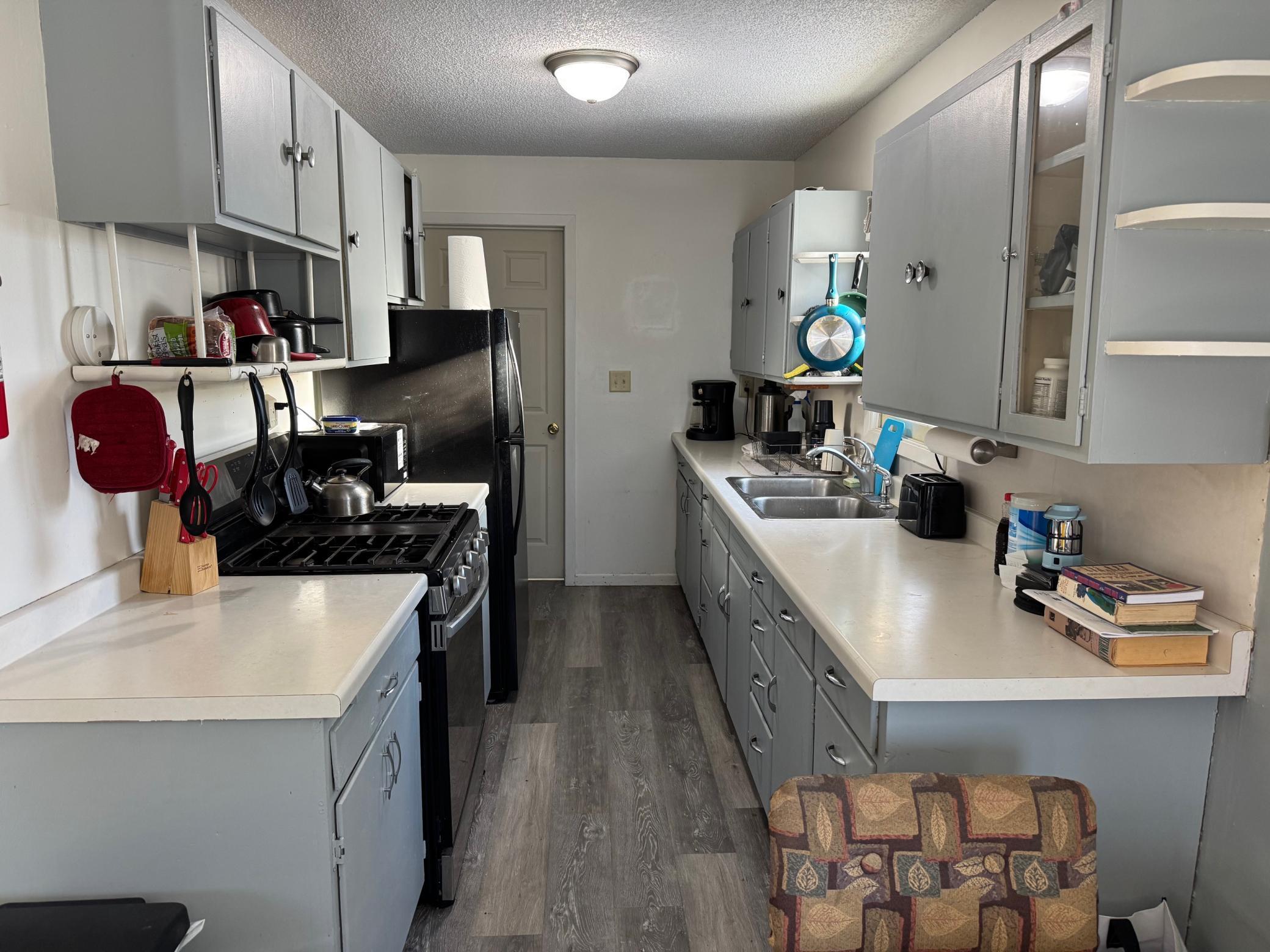 1935 single family home for sale at 525 2nd Street N in Middle River, MN — 3 bed, 1 bath (photo 2 of 7)