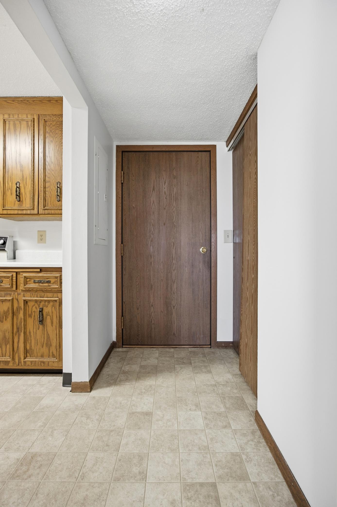 1110 3rd Avenue N, Unit 604E, Fargo ND 58102 - Photo 4 of 25