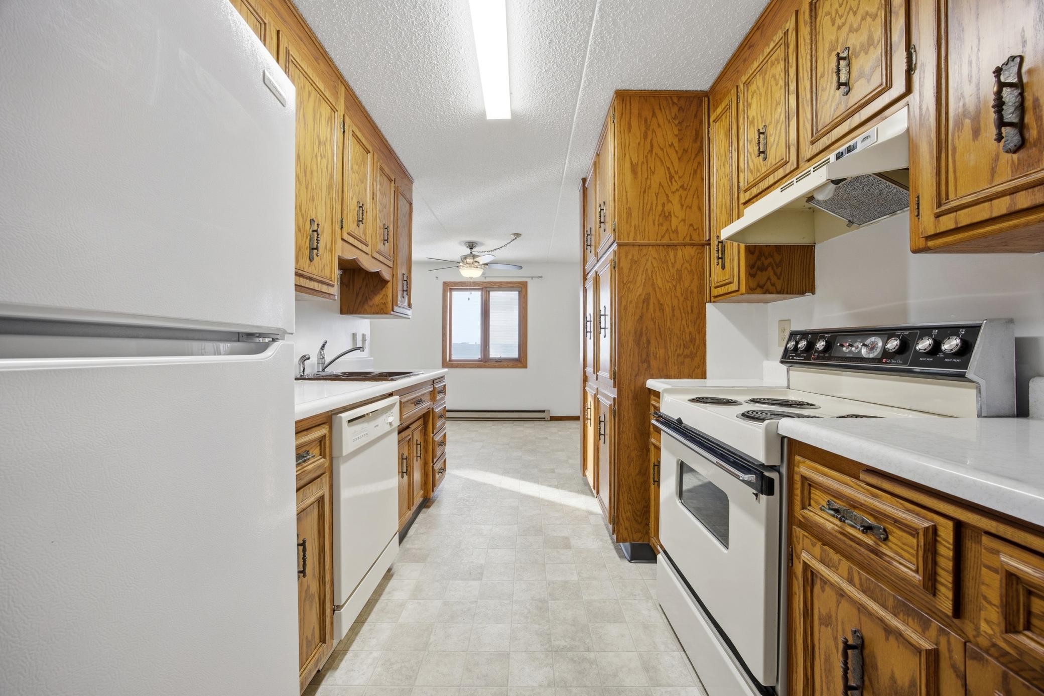 1110 3rd Avenue N, Unit 604E, Fargo ND 58102 - Photo 5 of 25