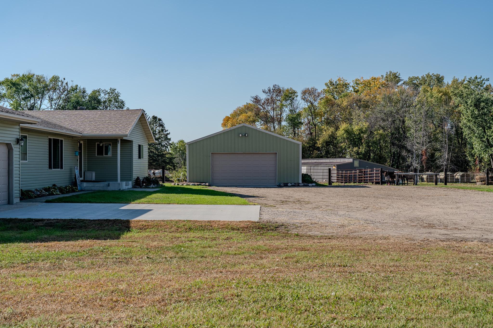 1967 single family home for sale at 5445 157th Street S in Glyndon, MN — 5 bed, 3 bath (photo 2 of 68)