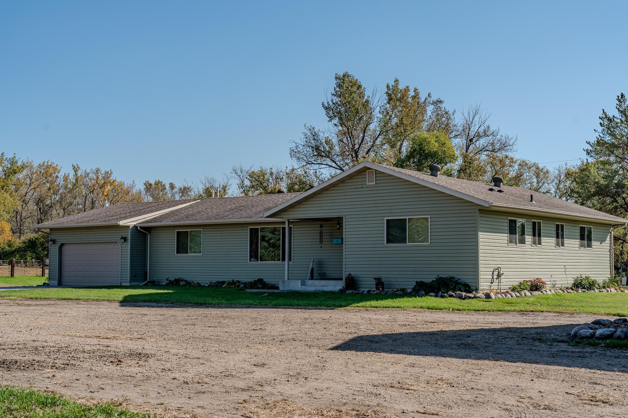 1967 single family home for sale at 5445 157th Street S in Glyndon, MN — 5 bed, 3 bath (photo 7 of 68)