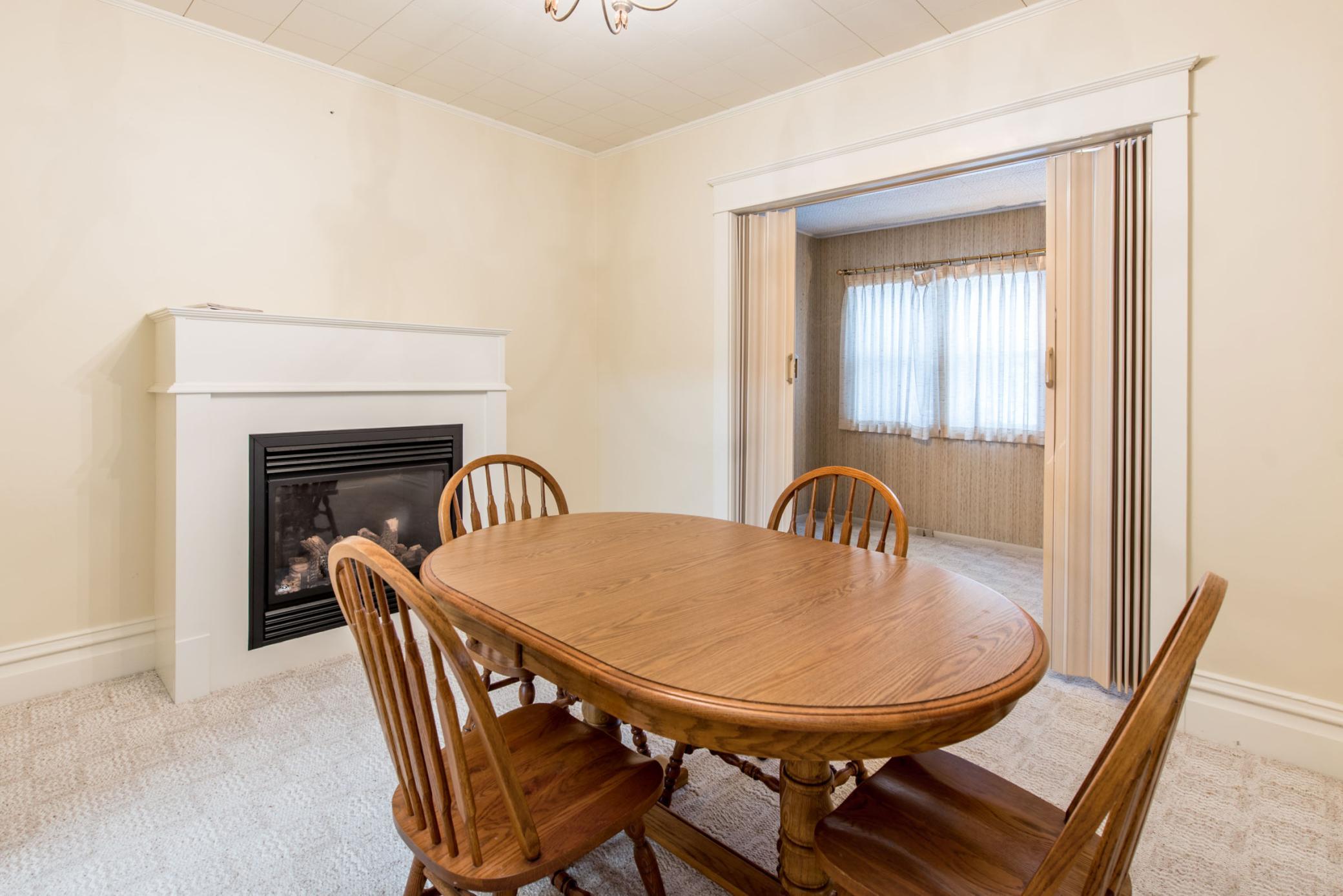 1900 single family home for sale at 1205 N Nokomis in Alexandria, MN — 4 bed, 2 bath (photo 7 of 36)