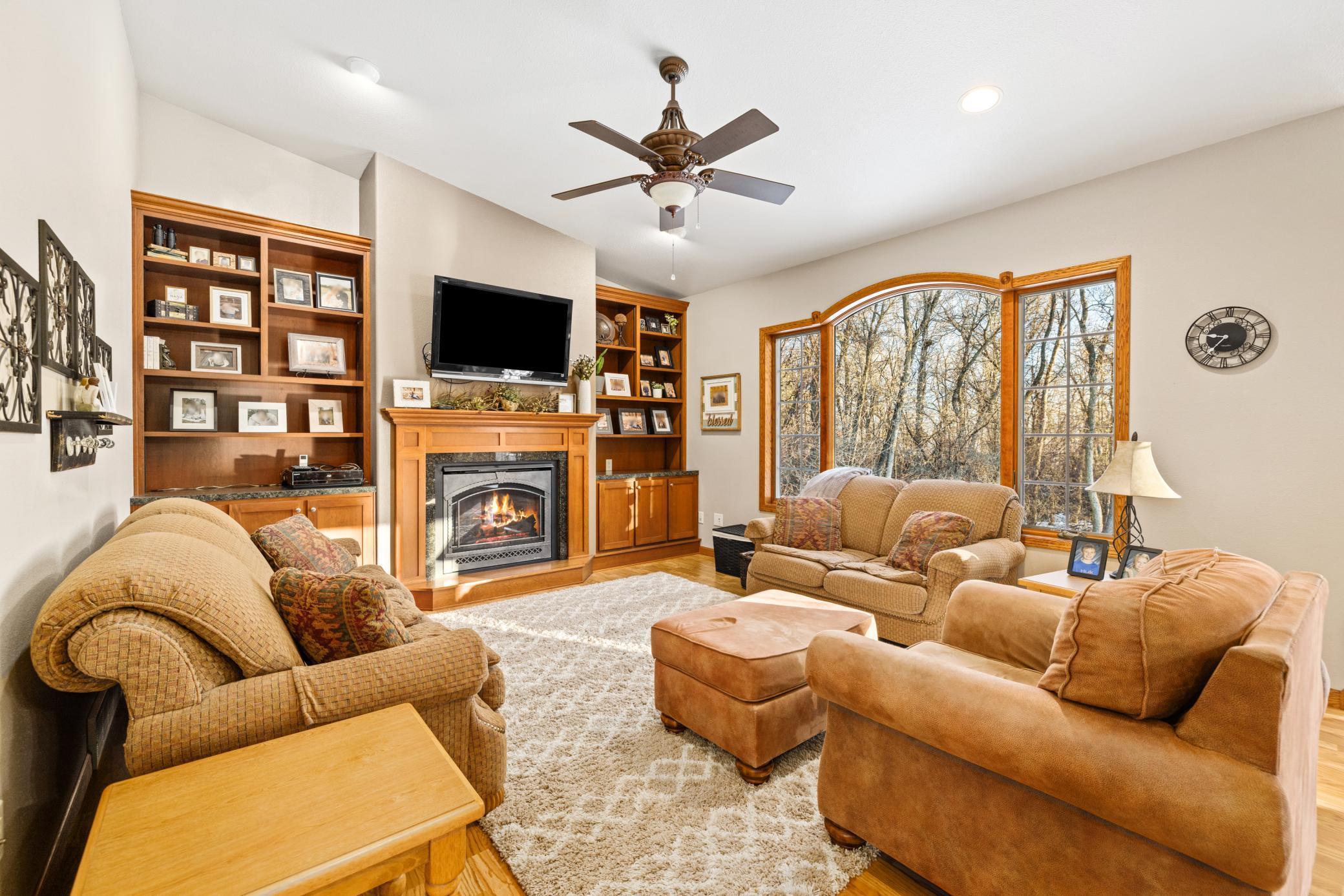 2006 single family home for sale at 102 County RD 1 in Fessenden, ND — 4 bed, 4 bath (photo 8 of 30)