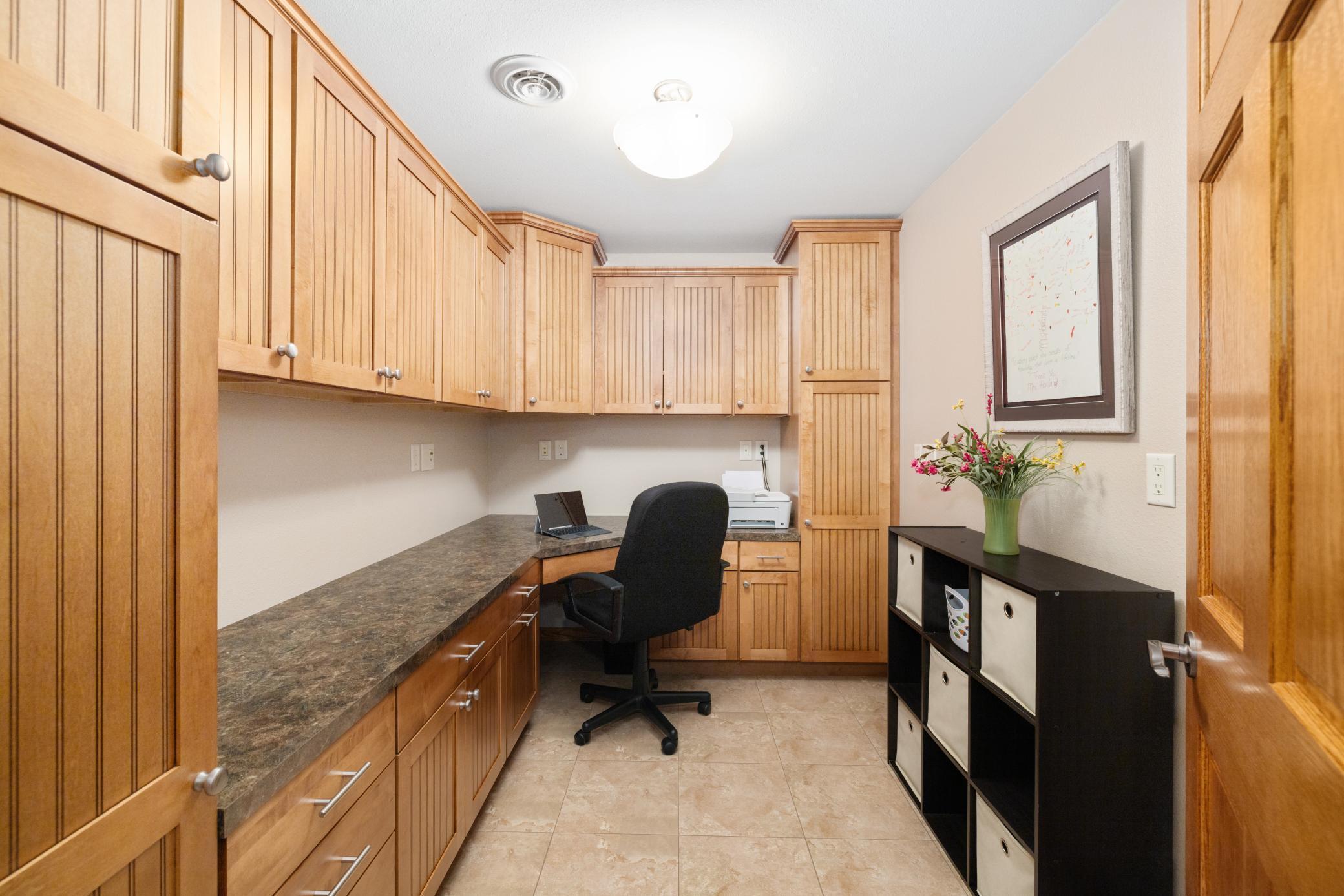 2006 single family home for sale at 102 County RD 1 in Fessenden, ND — 4 bed, 4 bath (photo 26 of 30)