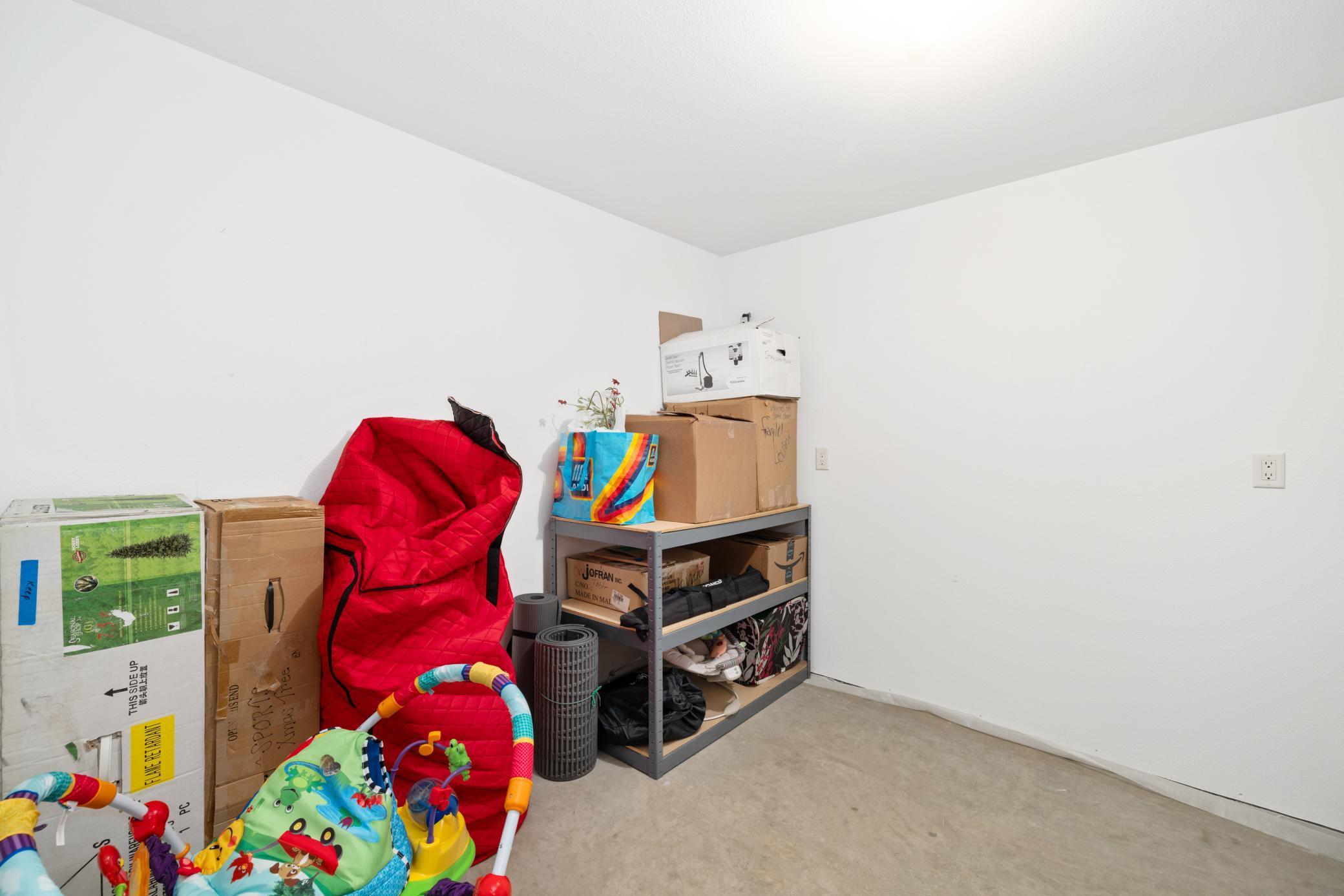 2006 single family home for sale at 102 County RD 1 in Fessenden, ND — 4 bed, 4 bath (photo 27 of 30)