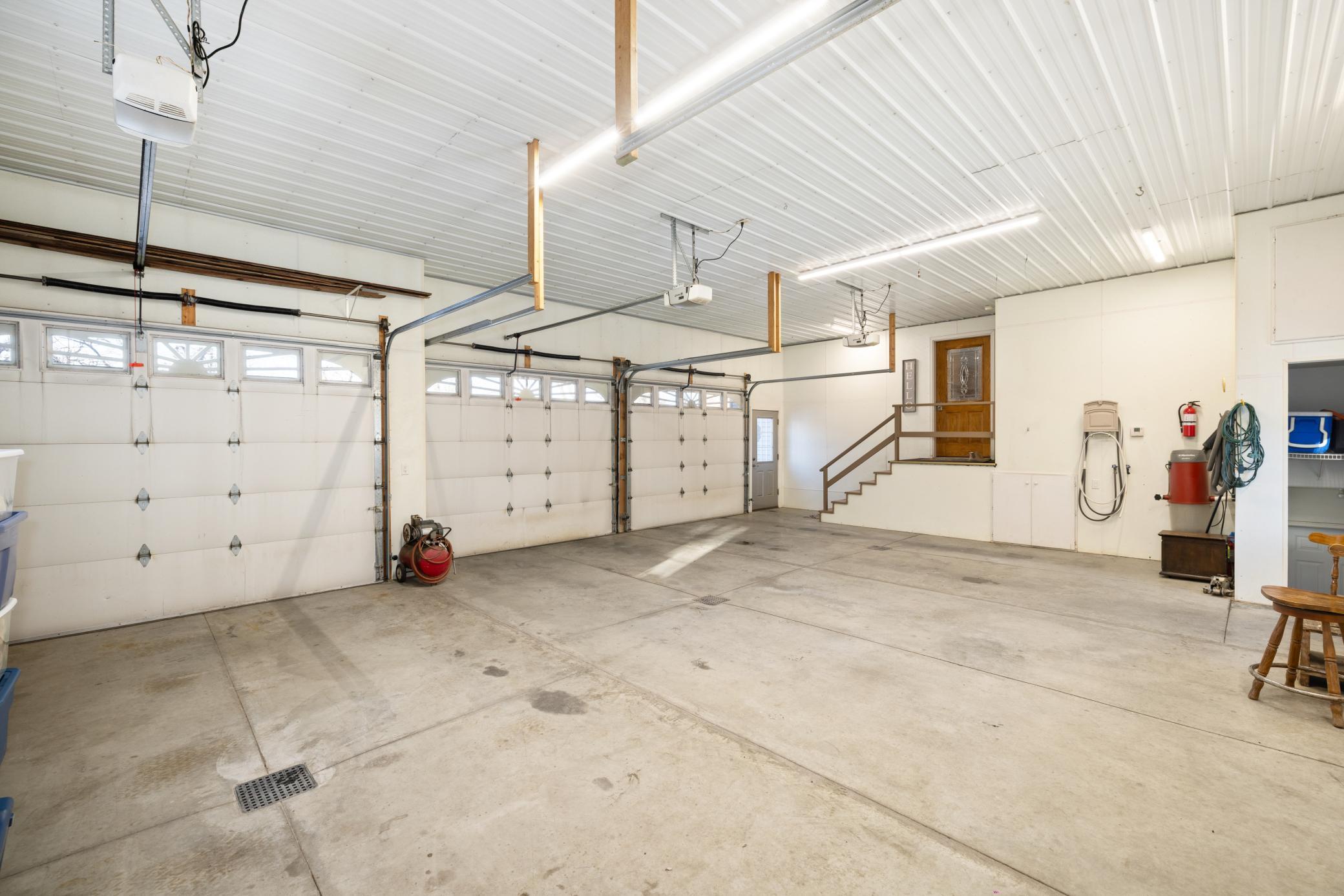 2006 single family home for sale at 102 County RD 1 in Fessenden, ND — 4 bed, 4 bath (photo 30 of 30)