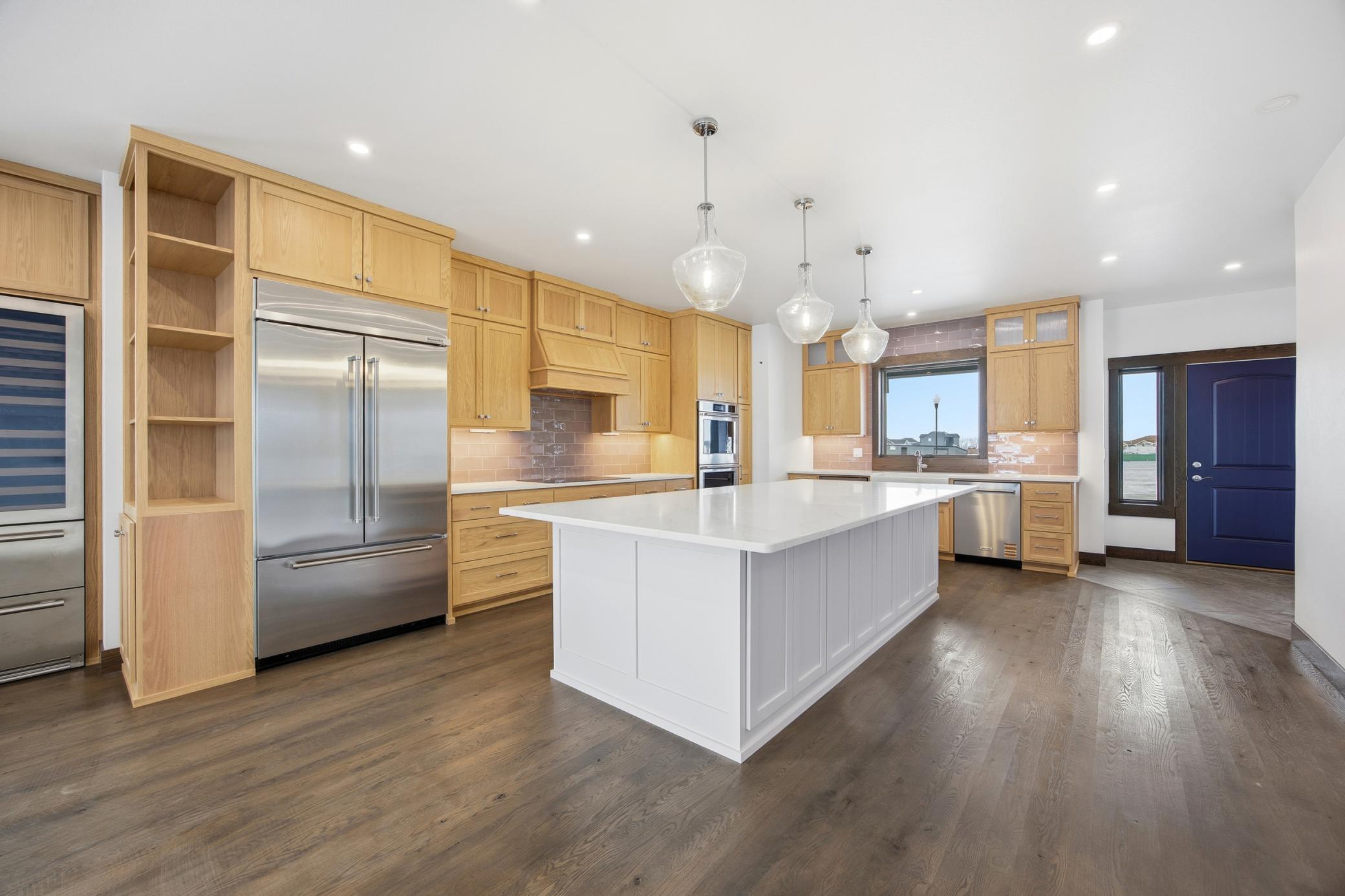 6490 Selkirk Drive S, Fargo ND 58104 - Photo 4 of 82