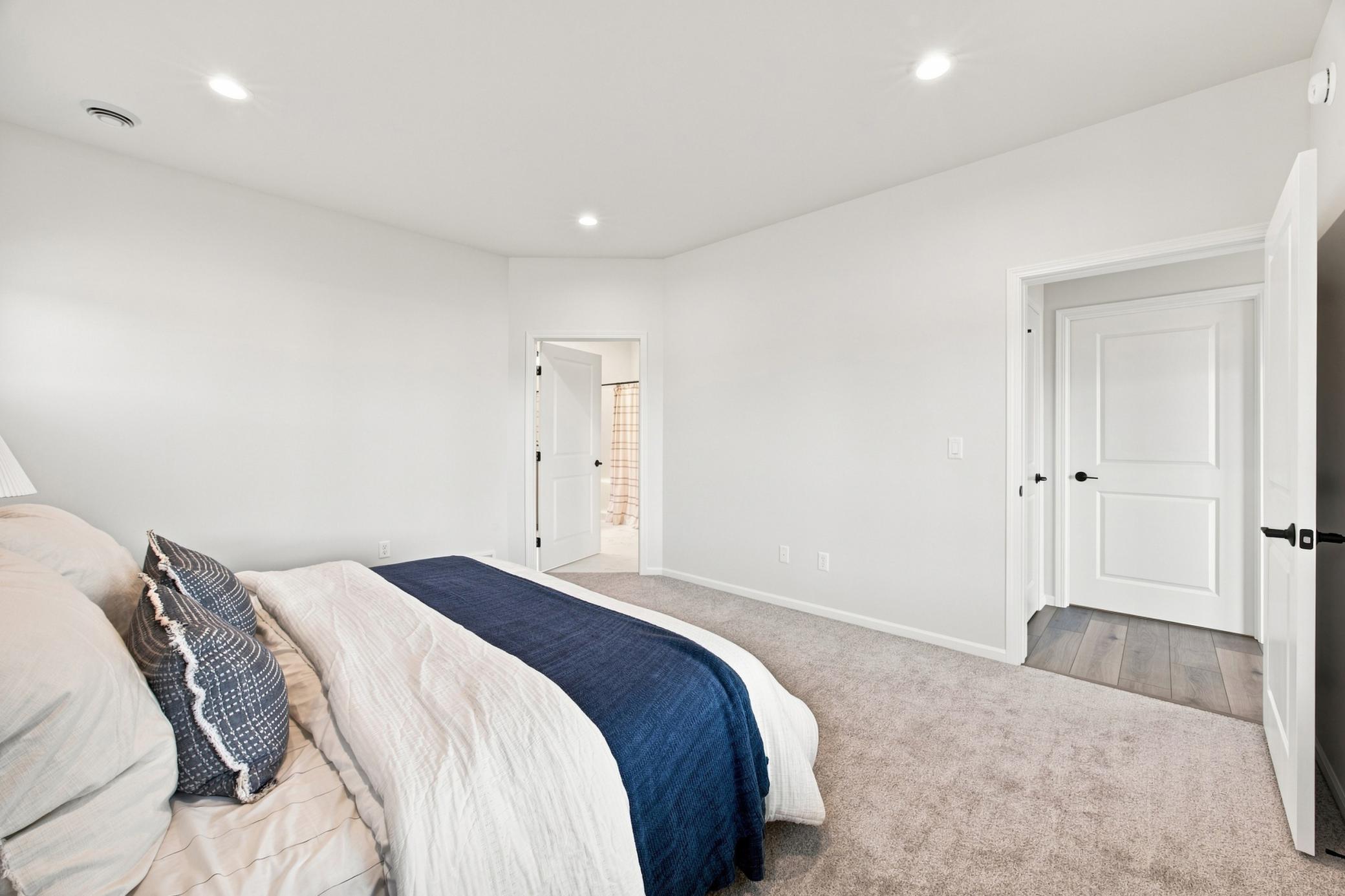 2025 single family home for sale at 4736 Hampton Loop S in Moorhead, MN — 3 bed, 2 bath (photo 18 of 35)