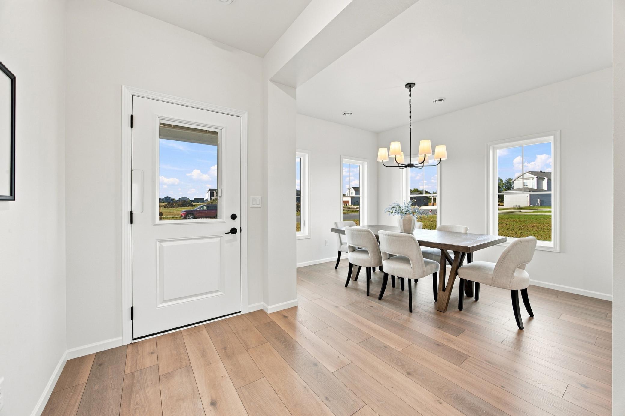 2025 single family home for sale at 4736 Hampton Loop S in Moorhead, MN — 3 bed, 2 bath (photo 4 of 35)