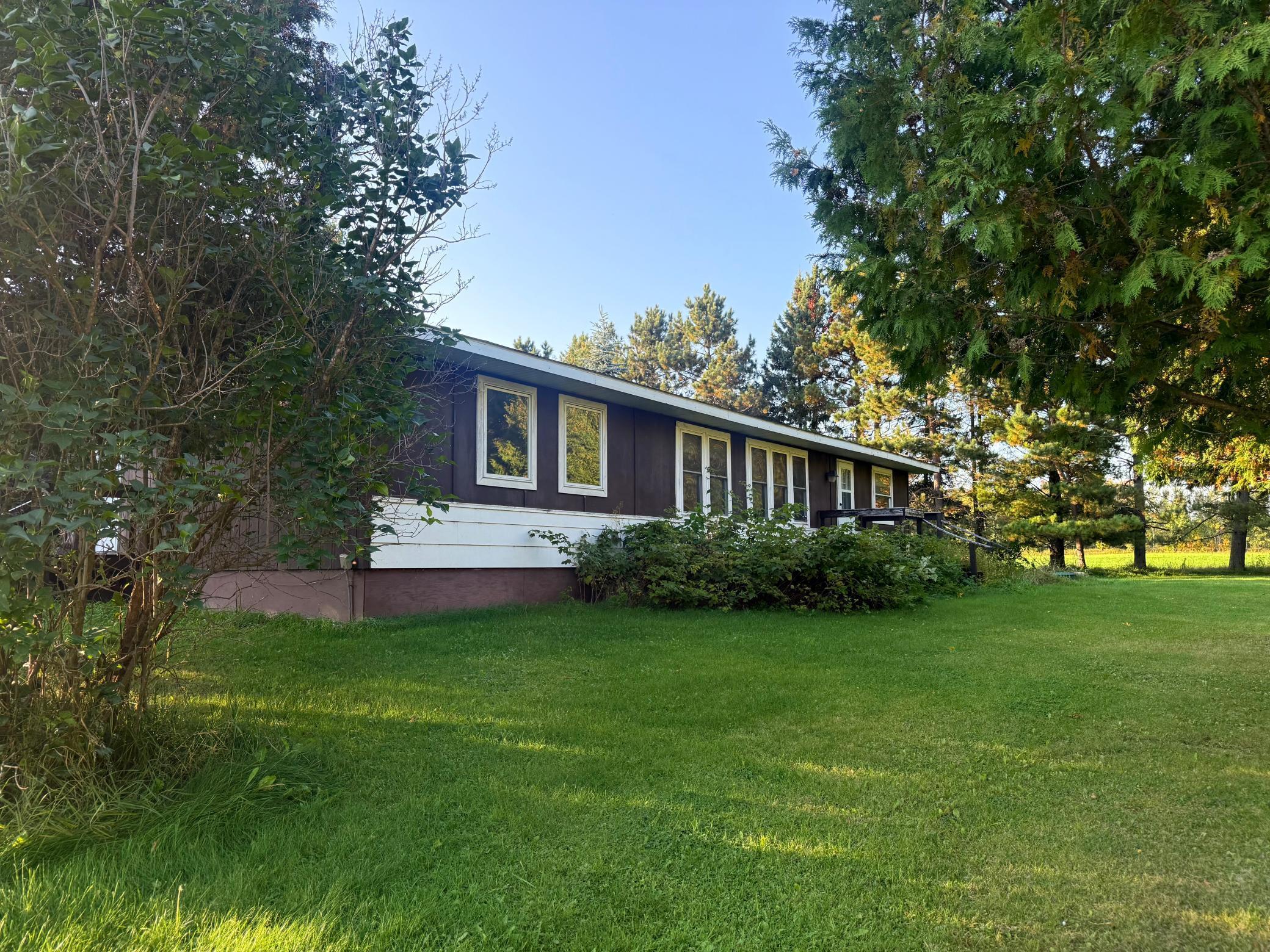 1979 single family home for sale at 18863 State Highway 65 in Goodland, MN — 3 bed, 2 bath