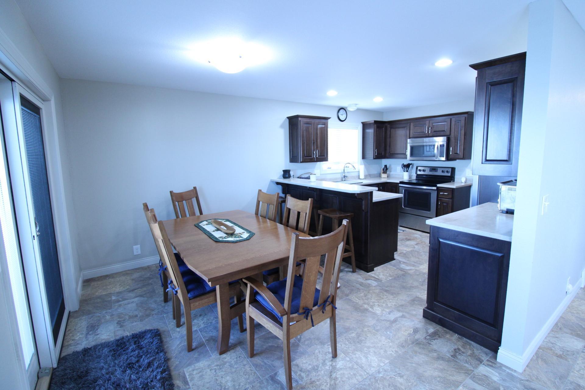 1992 single family home for sale at 23455 Sunset Beach Trail in Pelican Rapids, MN — 5 bed, 3 bath (photo 11 of 30)