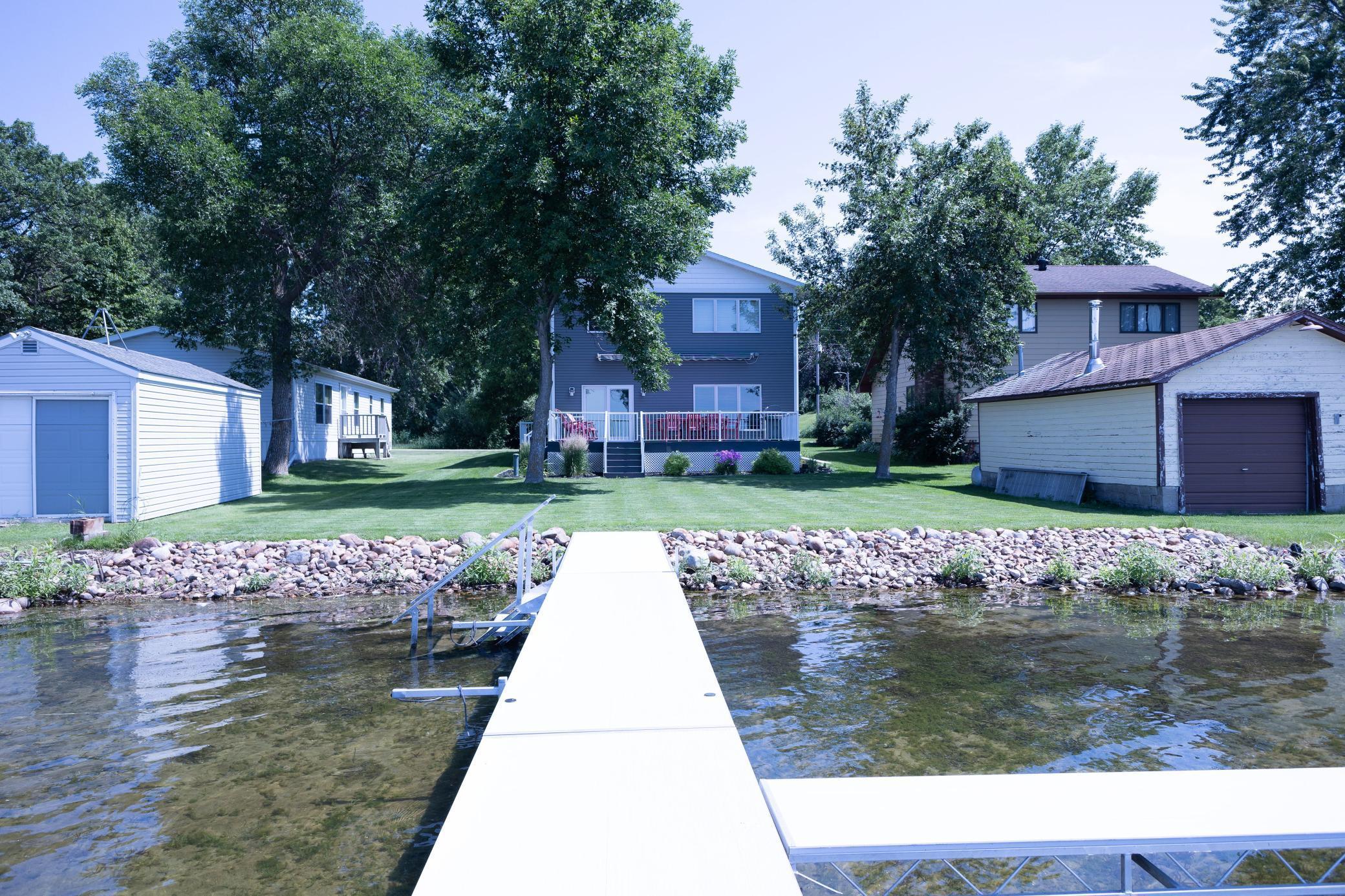 1992 single family home for sale at 23455 Sunset Beach Trail in Pelican Rapids, MN — 5 bed, 3 bath (photo 8 of 30)