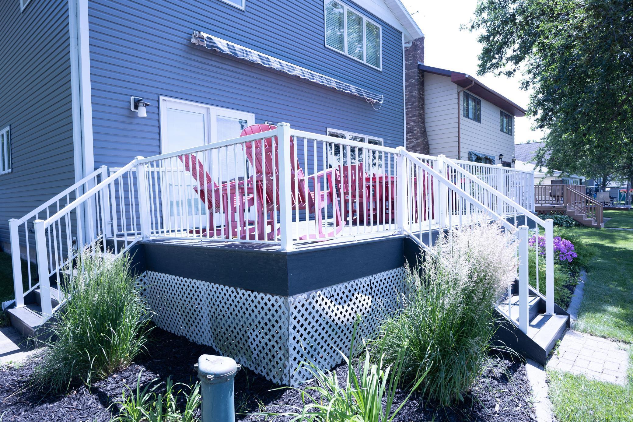 1992 single family home for sale at 23455 Sunset Beach Trail in Pelican Rapids, MN — 5 bed, 3 bath (photo 10 of 30)