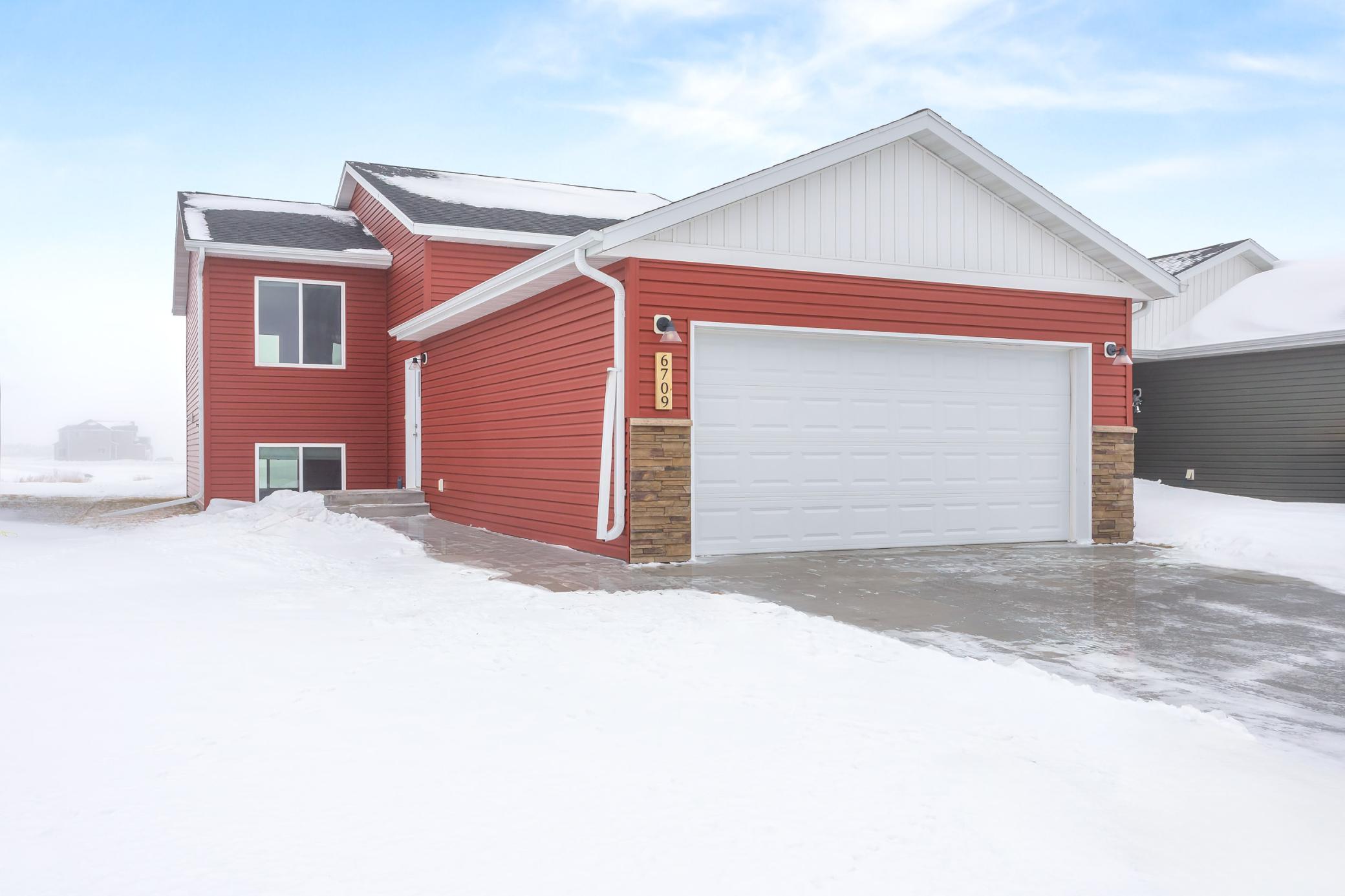 2022 single family home for sale at 6709 69th Avenue S in Horace, ND — 4 bed, 2 bath