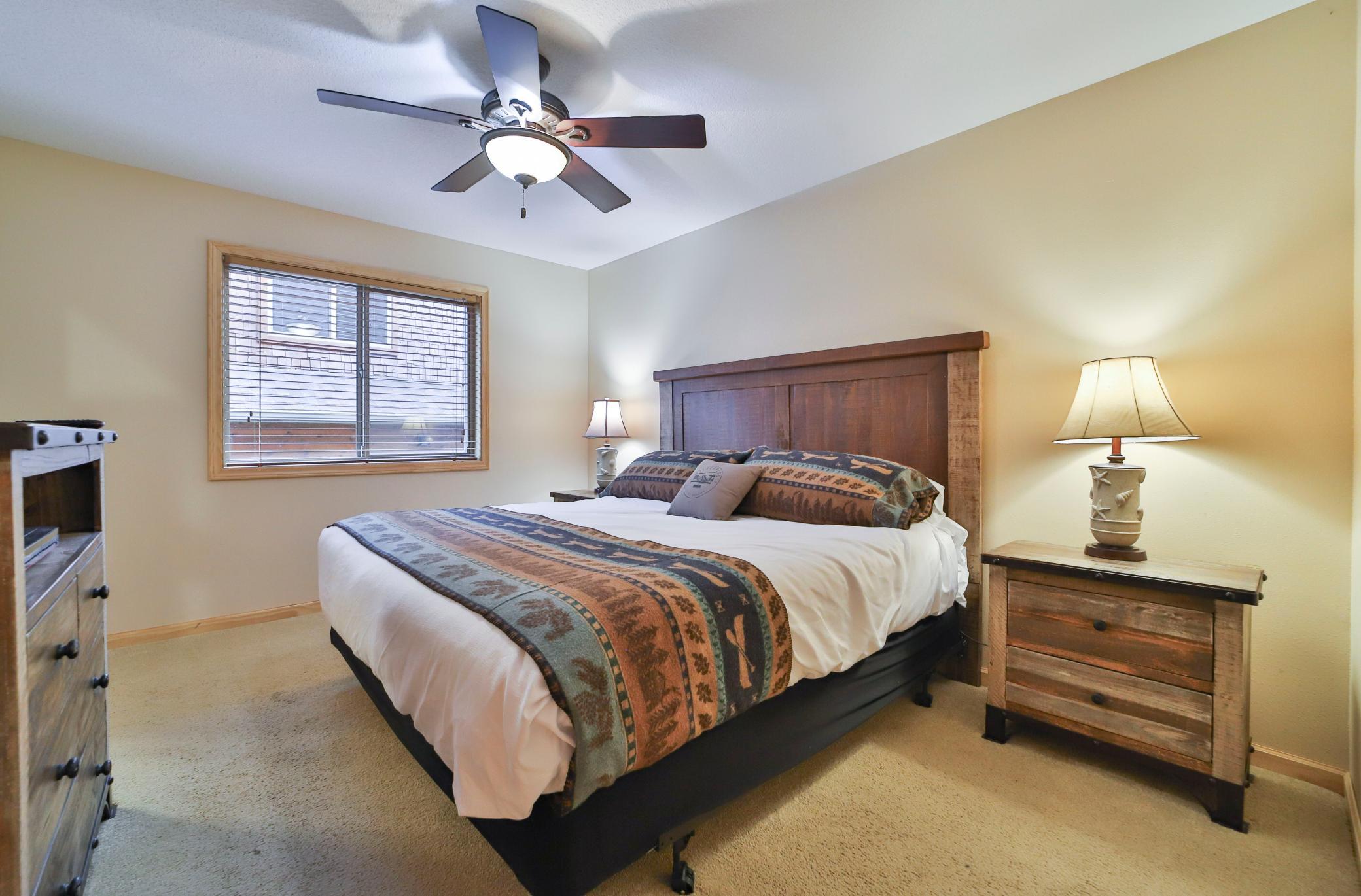 2016 townhouse for sale at 6334 Wilderness Road in Pequot Lakes, MN — 5 bed, 3 bath (photo 14 of 61)