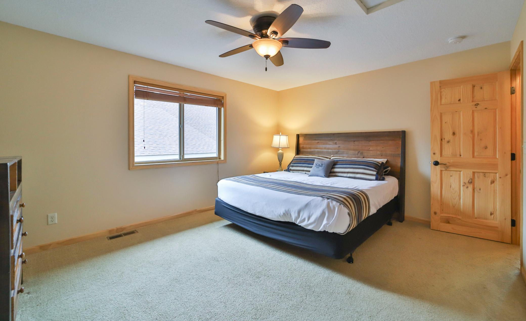 2016 townhouse for sale at 6334 Wilderness Road in Pequot Lakes, MN — 5 bed, 3 bath (photo 20 of 61)