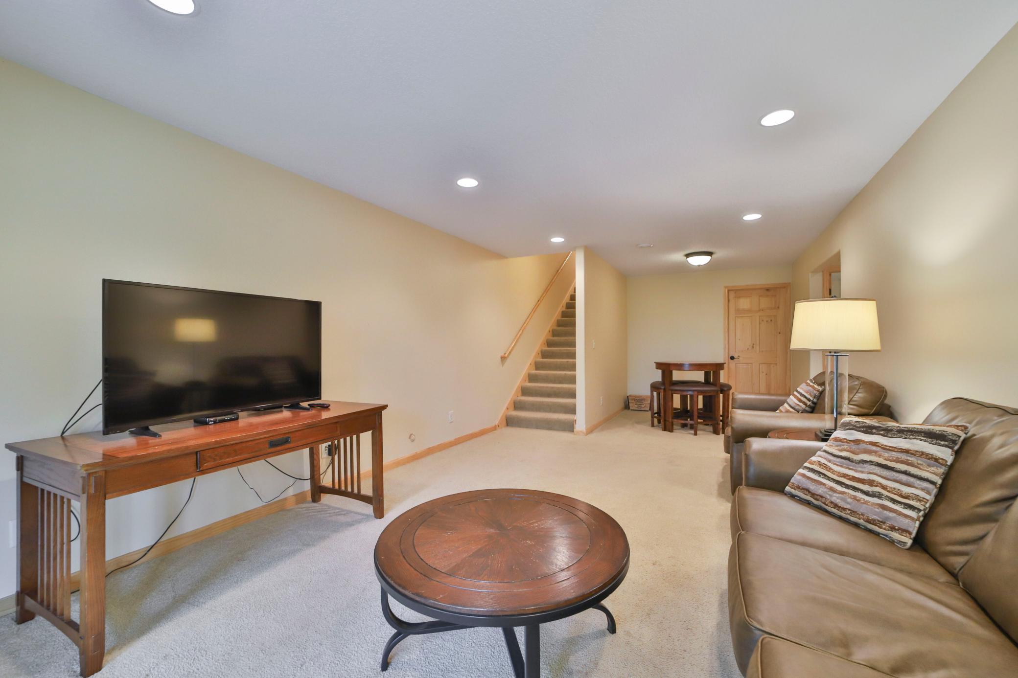 2016 townhouse for sale at 6334 Wilderness Road in Pequot Lakes, MN — 5 bed, 3 bath (photo 25 of 61)