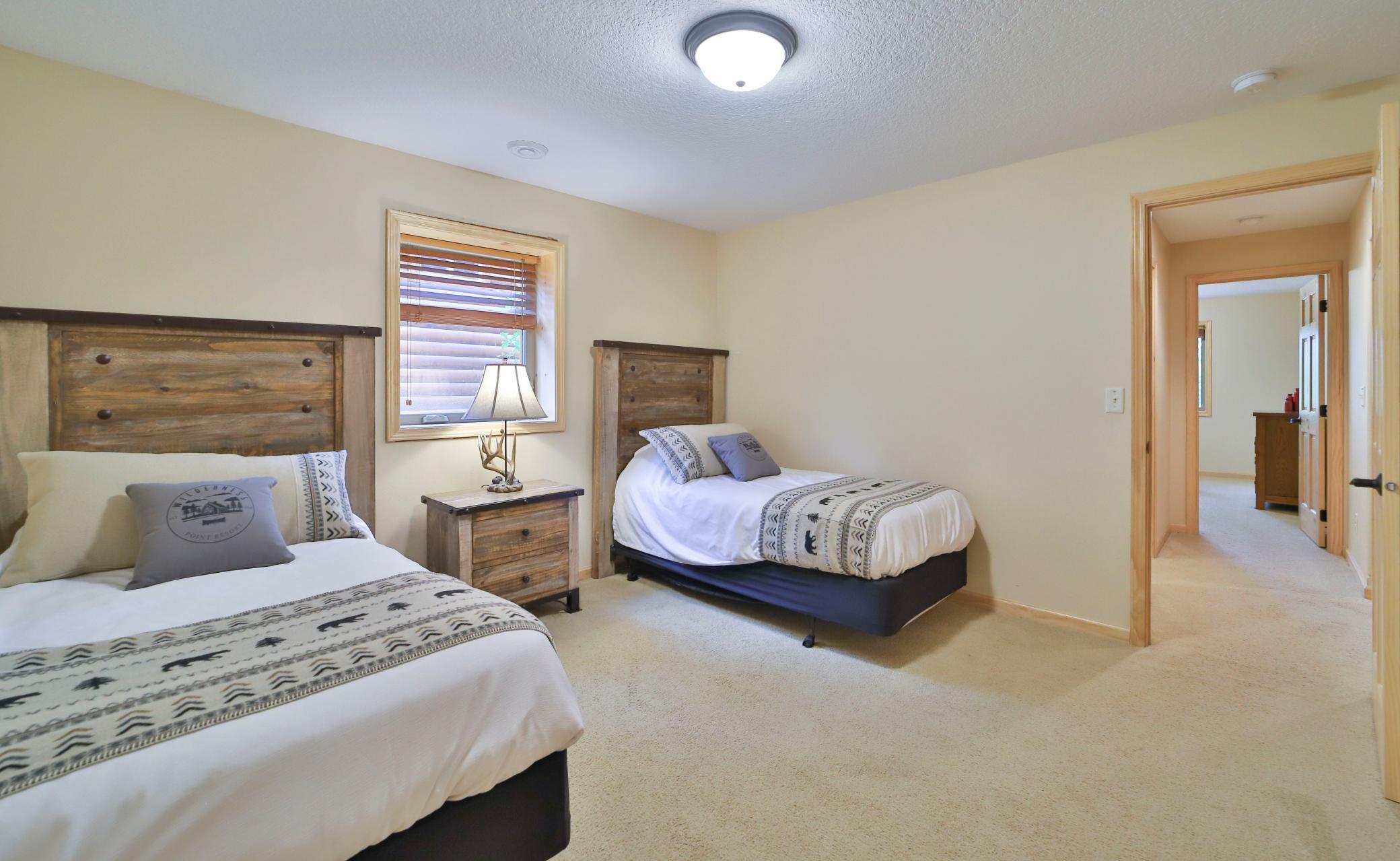 2016 townhouse for sale at 6334 Wilderness Road in Pequot Lakes, MN — 5 bed, 3 bath (photo 31 of 61)