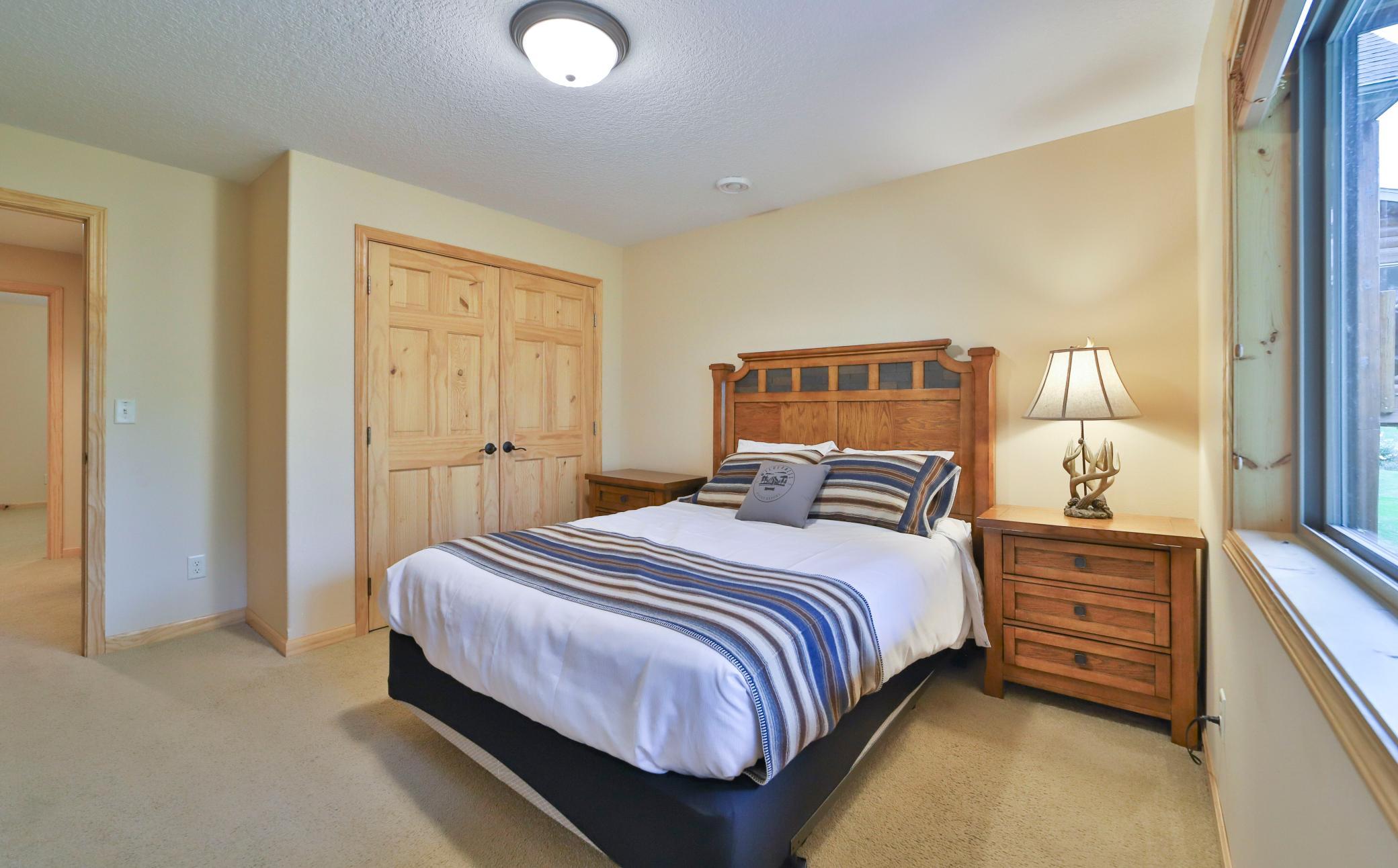 2016 townhouse for sale at 6334 Wilderness Road in Pequot Lakes, MN — 5 bed, 3 bath (photo 34 of 61)