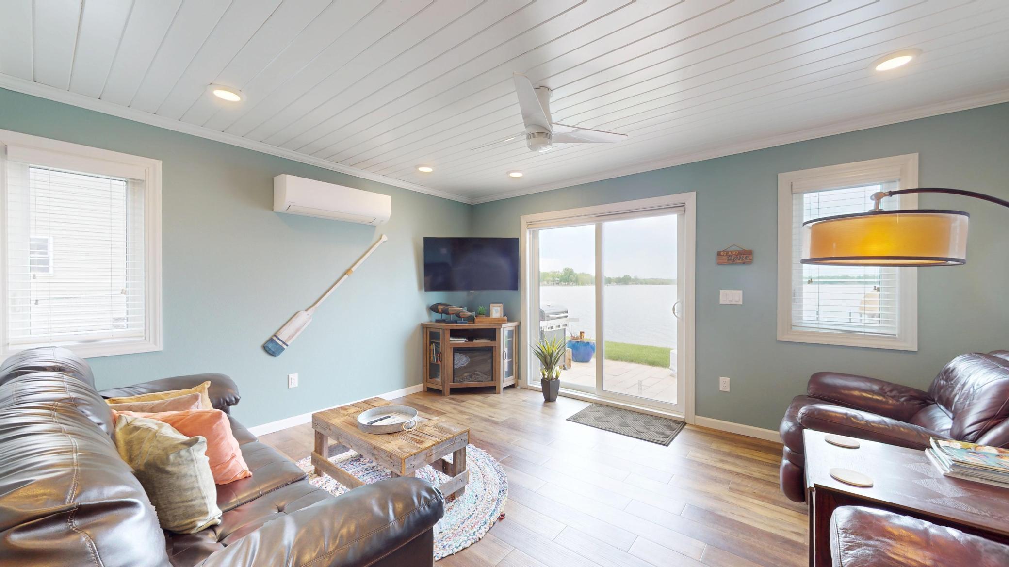 1963 townhouse for sale at 27096 Little Floyd Lake Road, Unit 1 in Detroit Lakes, MN — 2 bed, 1 bath (photo 13 of 27)