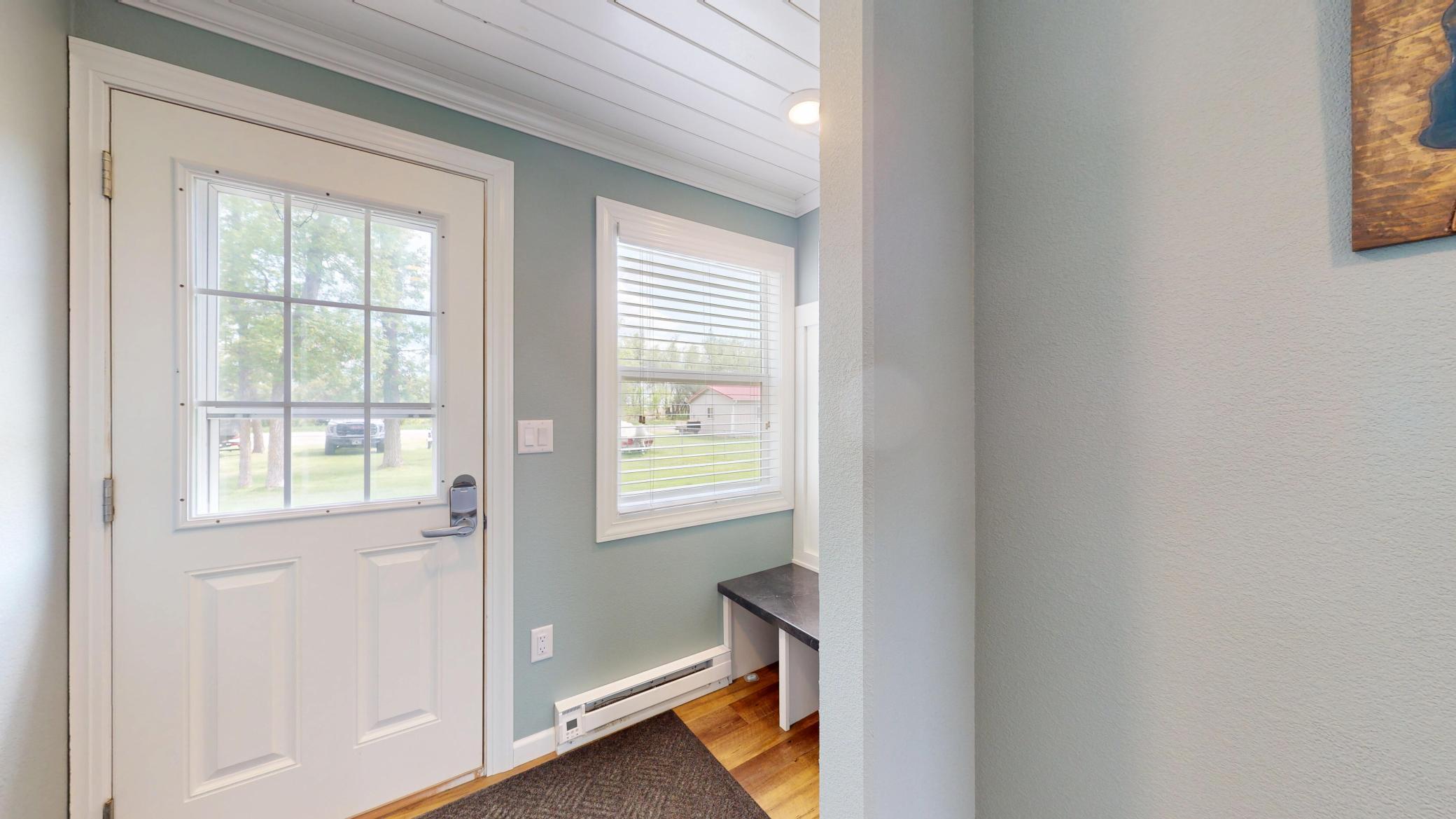 1963 townhouse for sale at 27096 Little Floyd Lake Road, Unit 1 in Detroit Lakes, MN — 2 bed, 1 bath (photo 7 of 27)